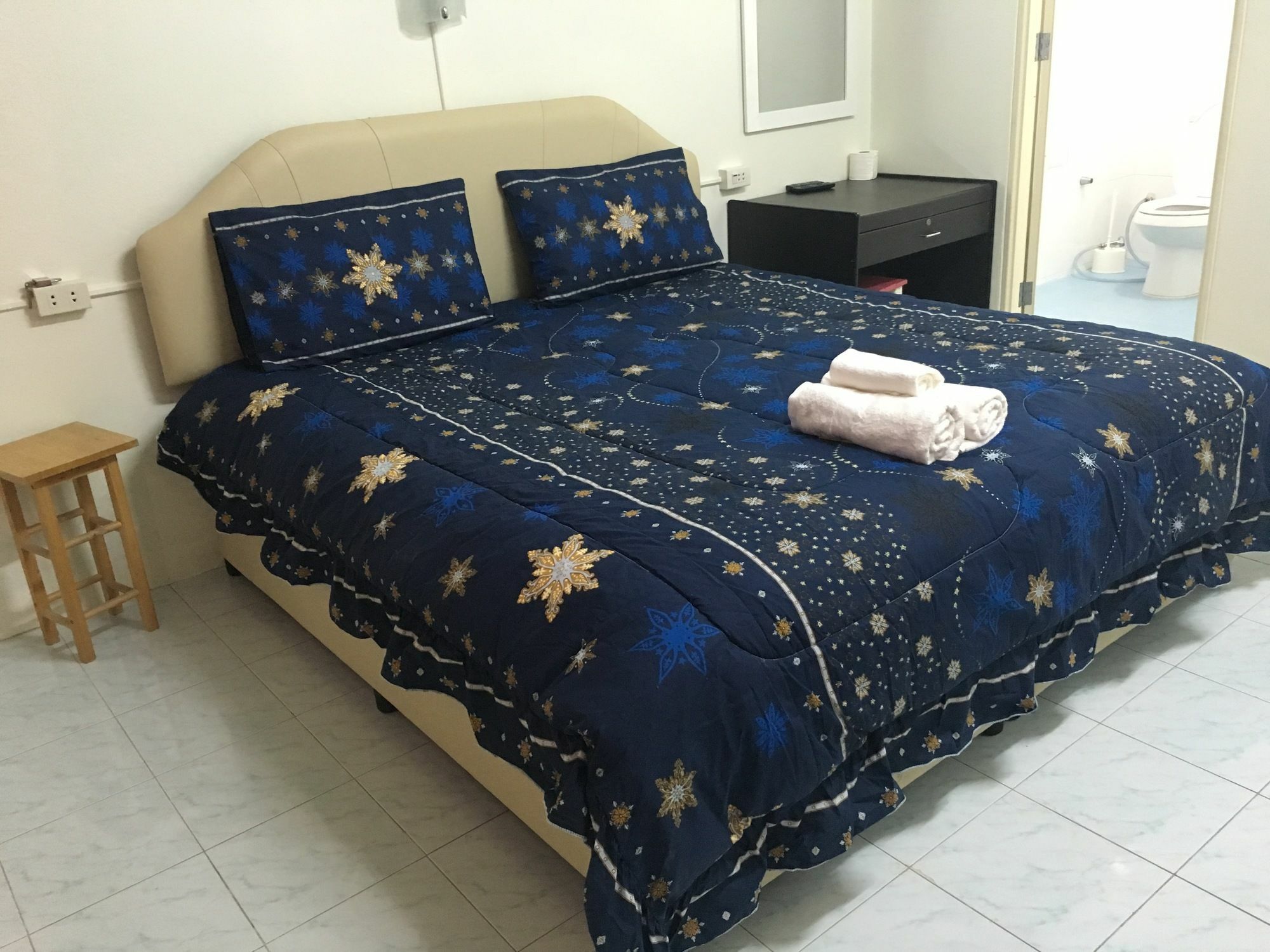 Guest house Happy