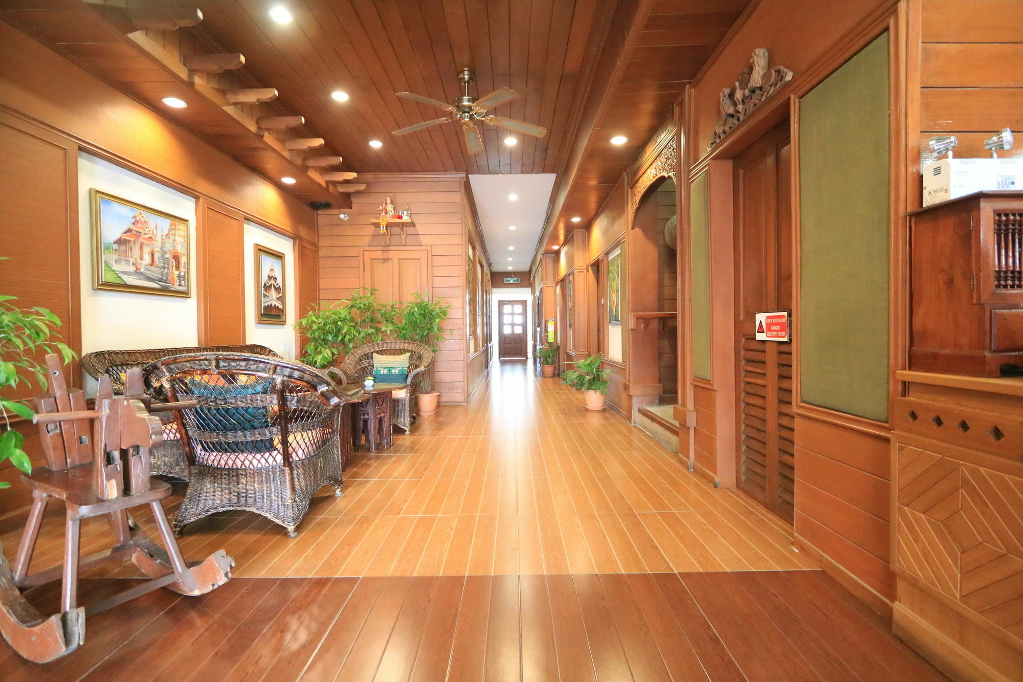 Hotel Baiyoke 3*