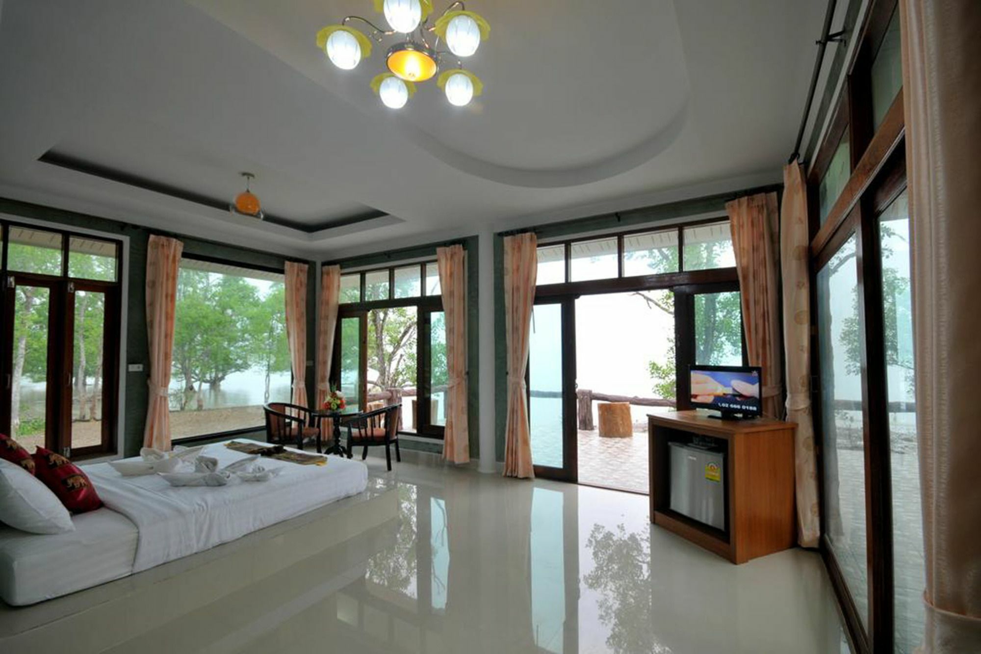 I Talay Lanta Homestay *