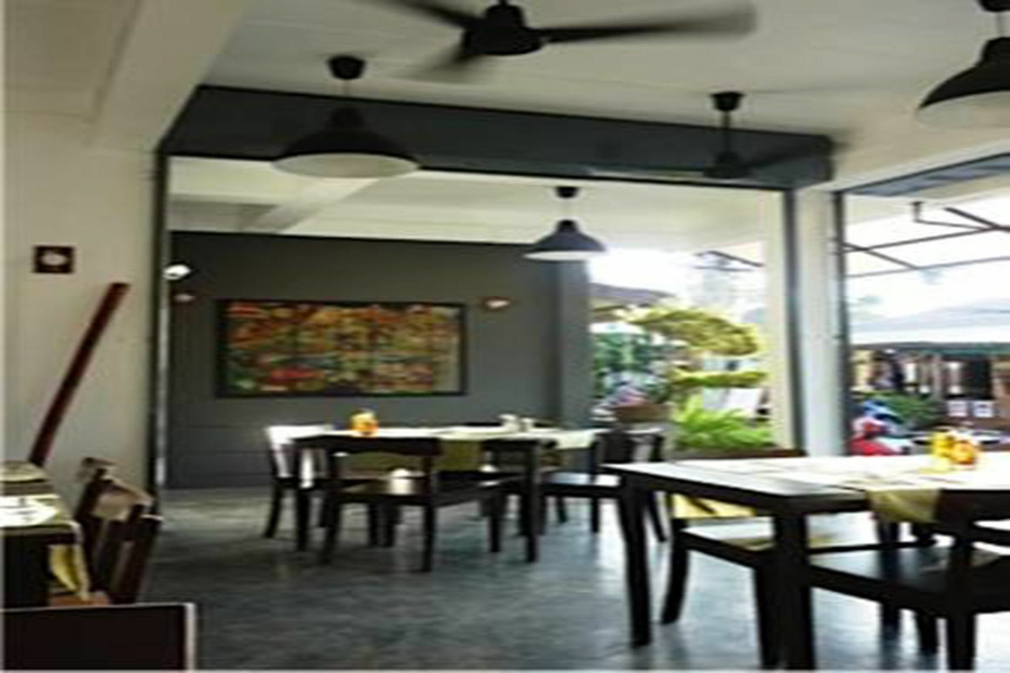 Sairee Sairee Guest house