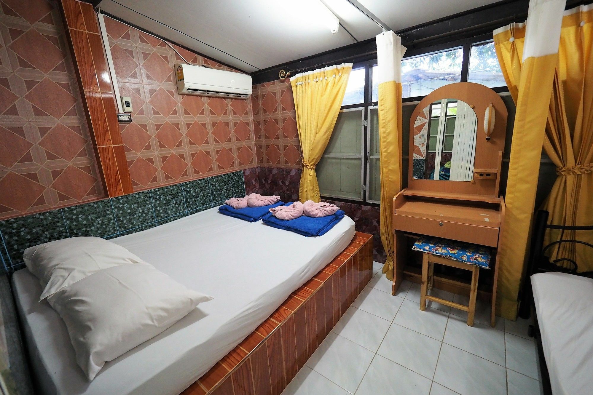 Ruenrimkwai Resort Resort 2*