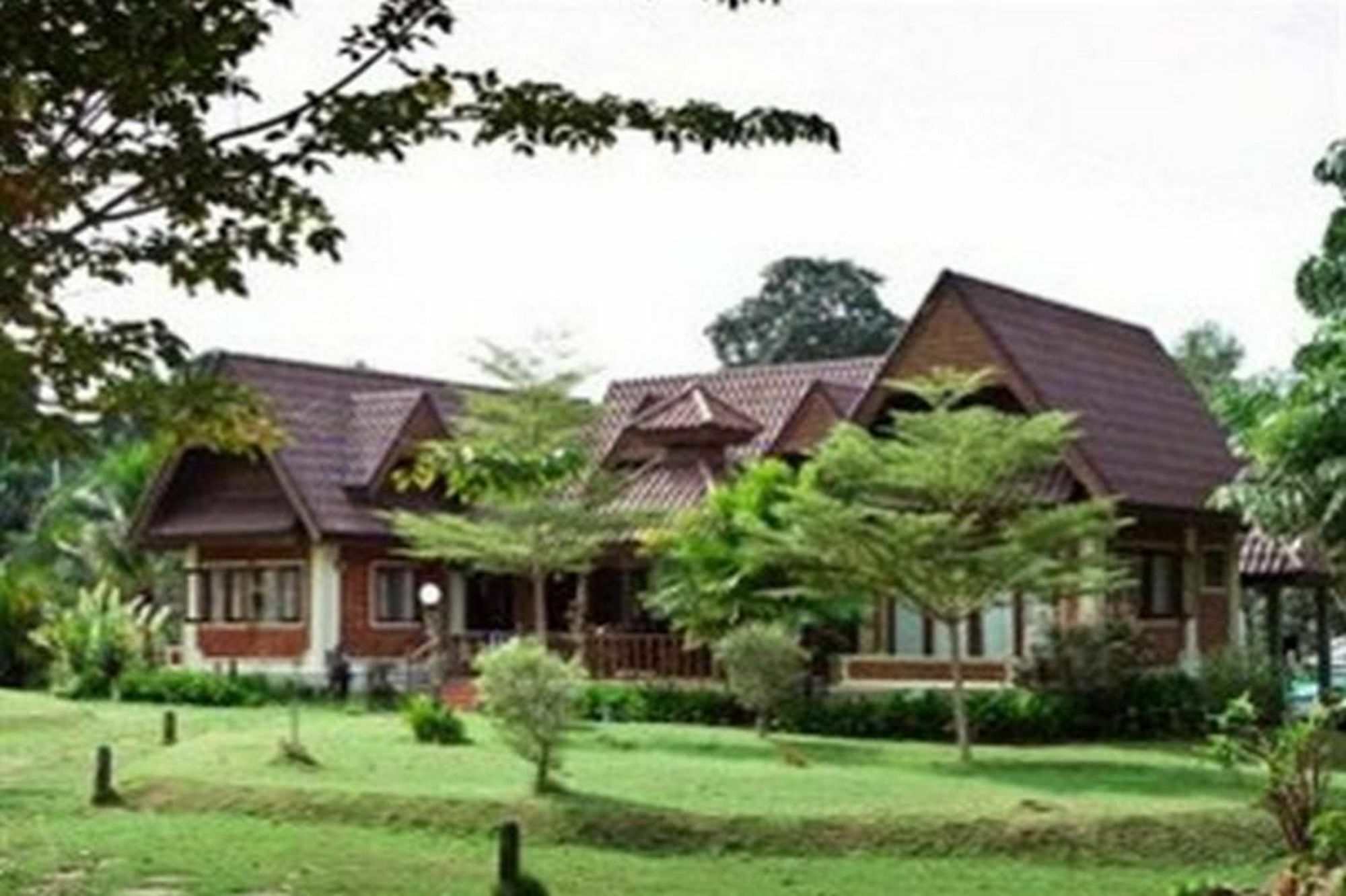 Hotel Baan Suan Koh Kood 2*