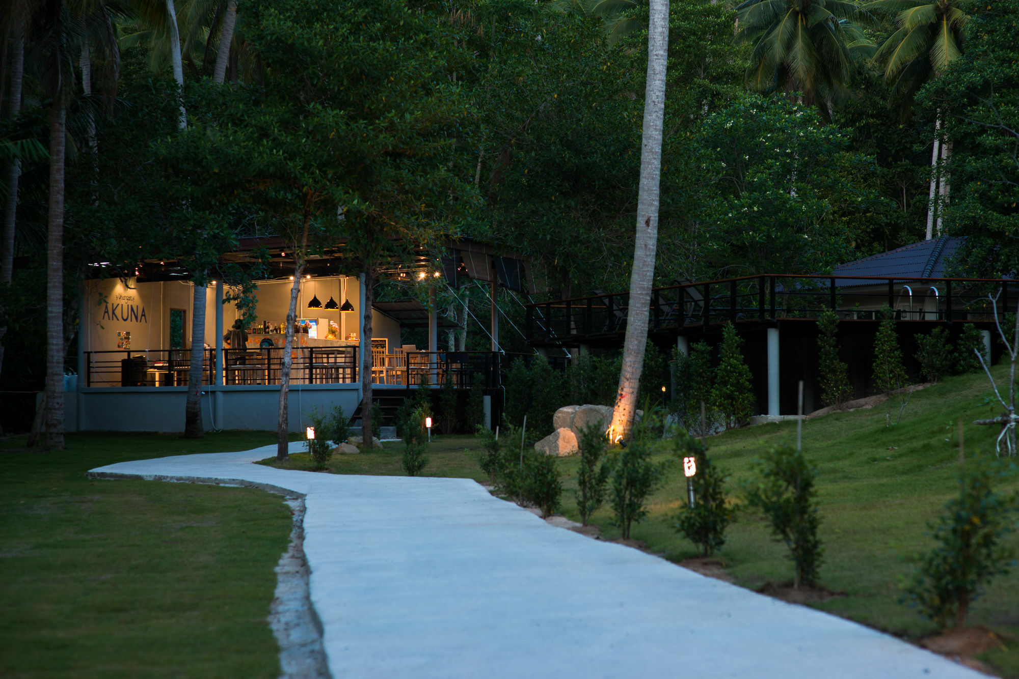 Phangan Akuna Resort 3*