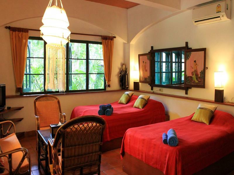 Secret Garden Chiangmai Hotel 2*