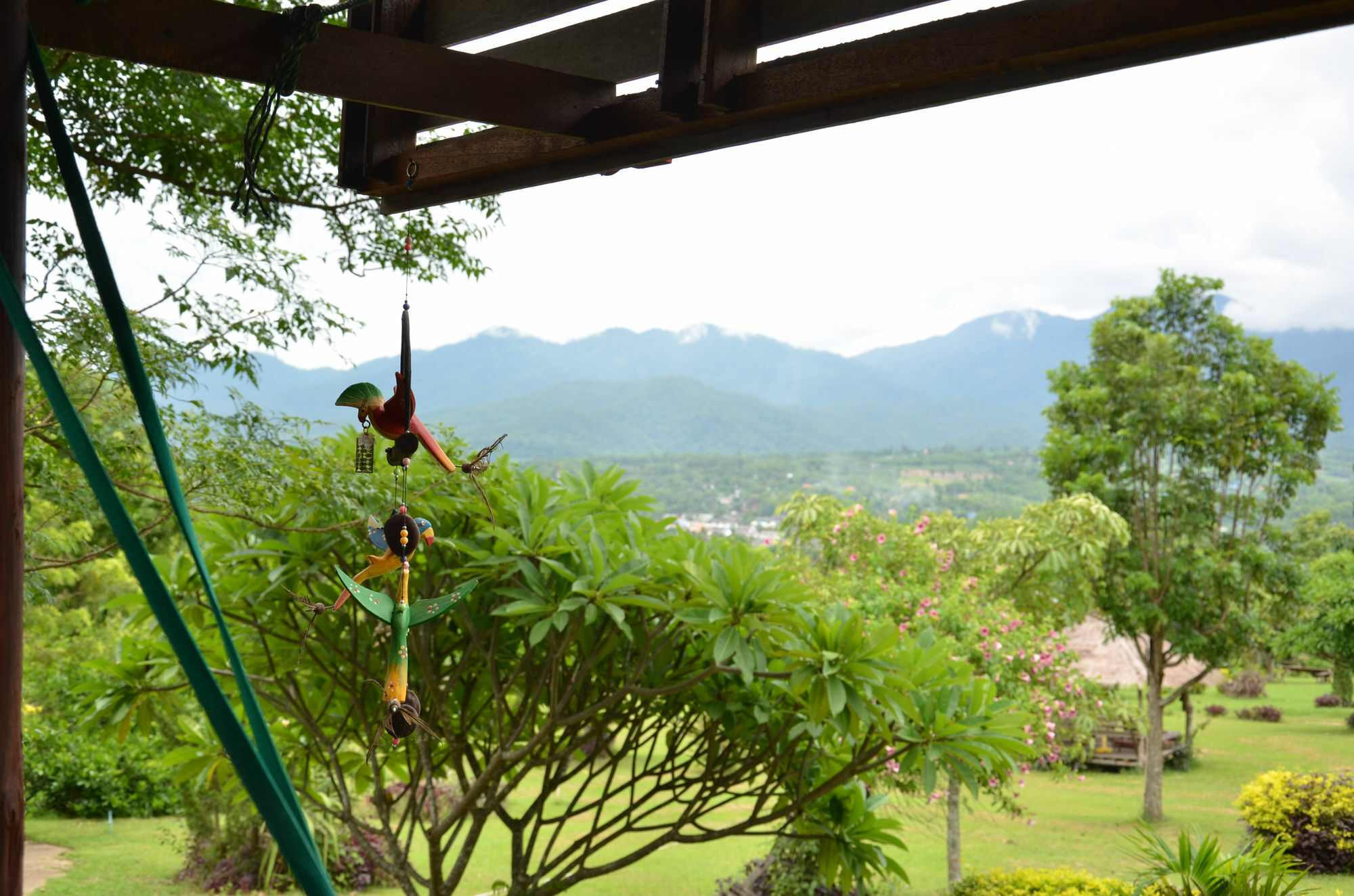 Romantic Time Mountain Resort Pai