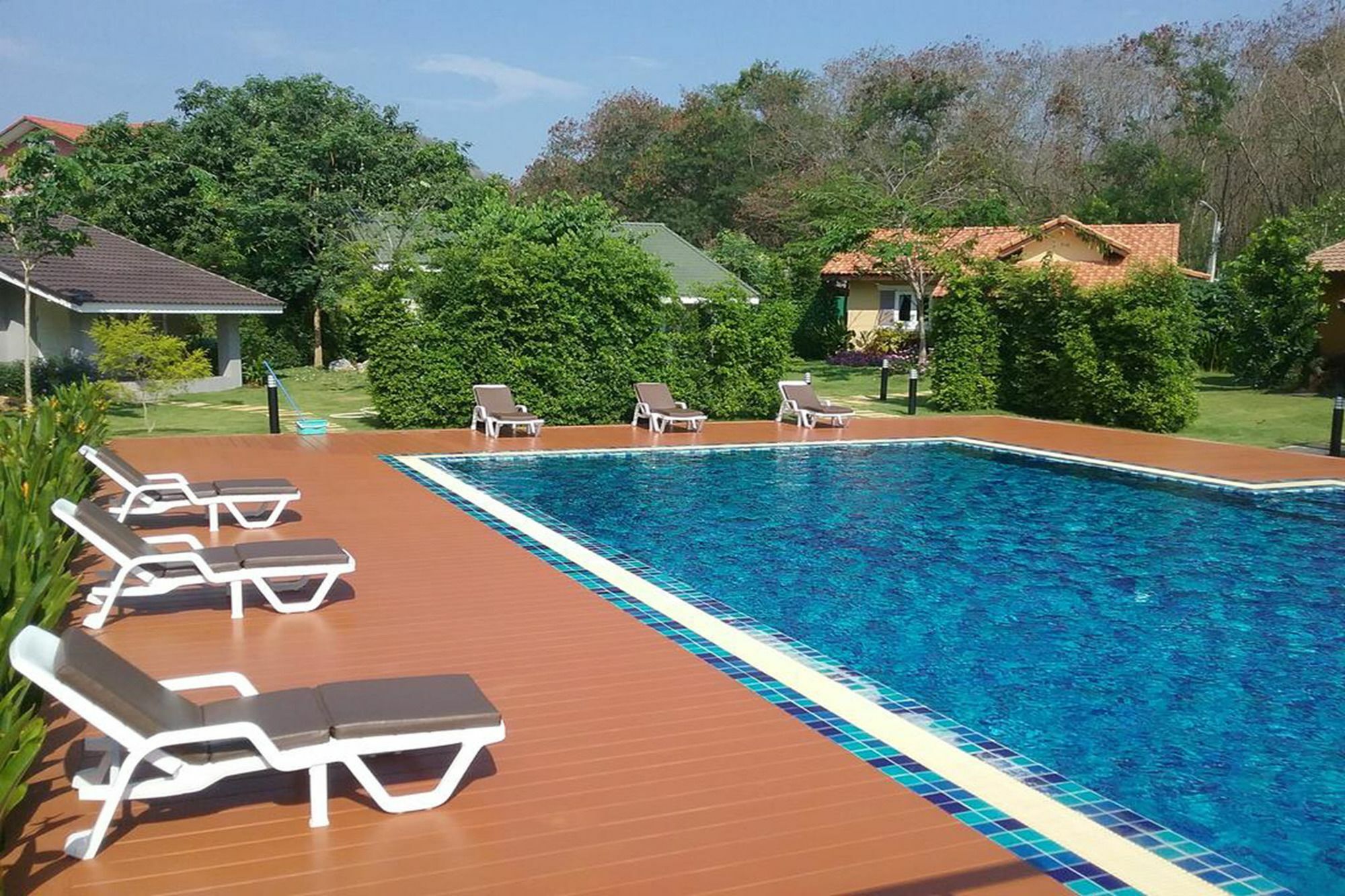 Palazzo Pavone Gallery & Resort