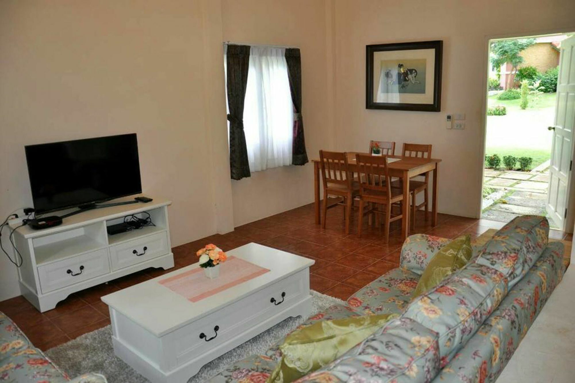 Palazzo Pavone Gallery & 3* Ban Bung Toei