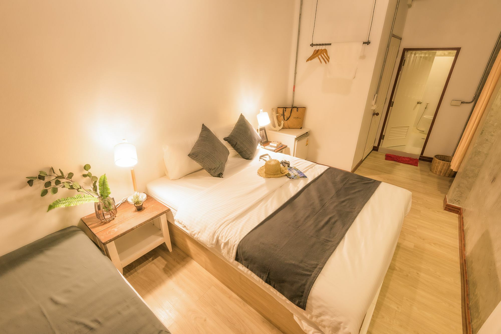 Buffalo Thai Cafe & Bistro Hotel Koh Lipe