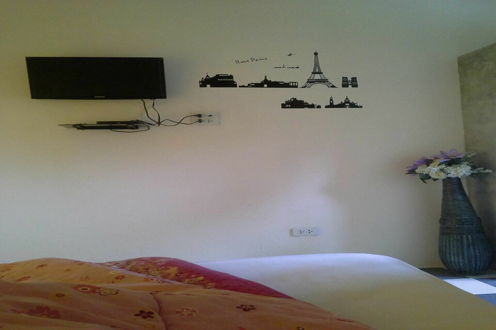 New Season Bed & Breakfast 2*