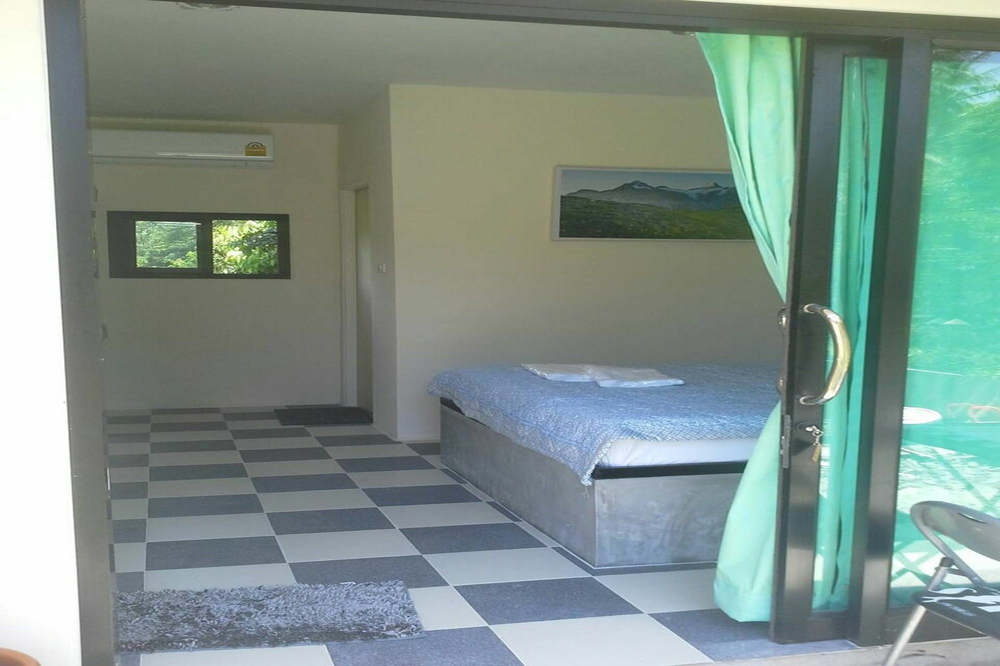 New Season Bed & Breakfast