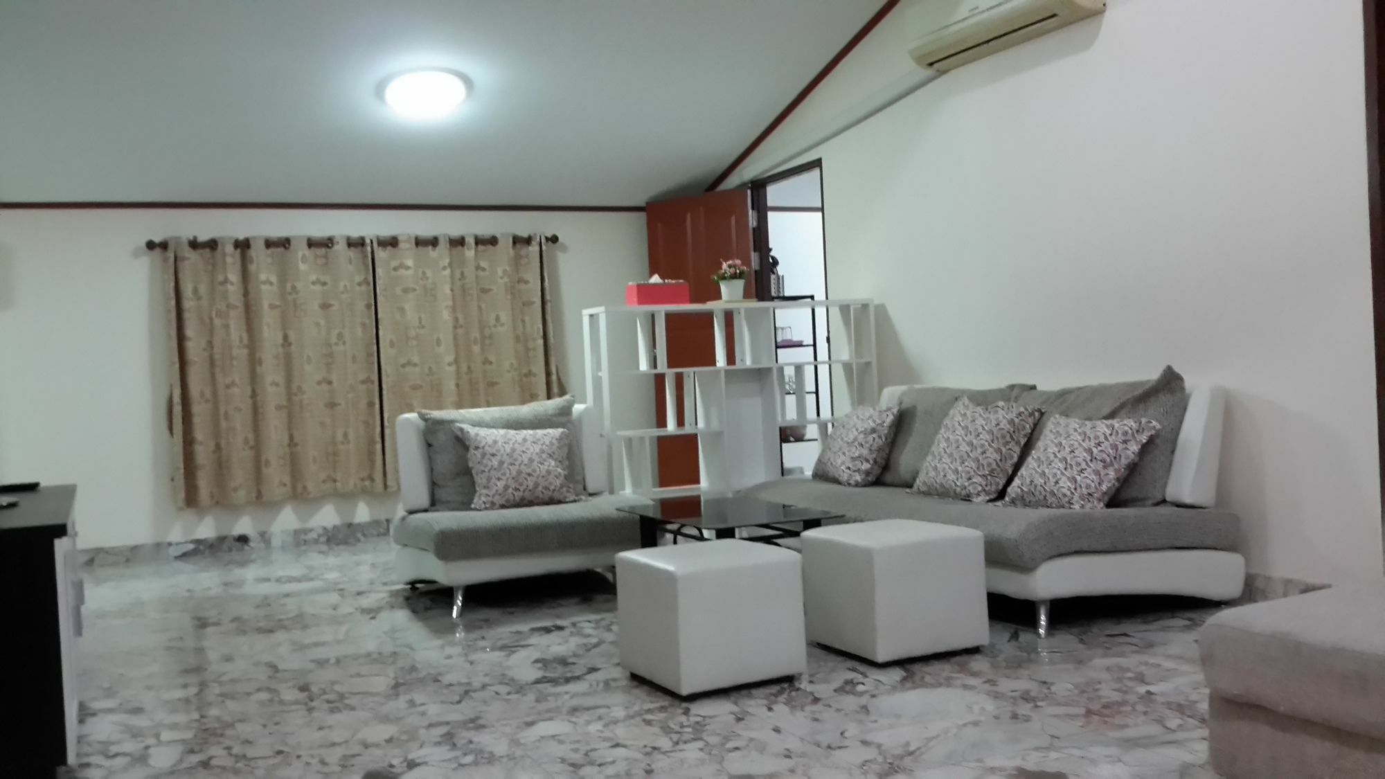 Mae Rampung House Pool Holiday home *