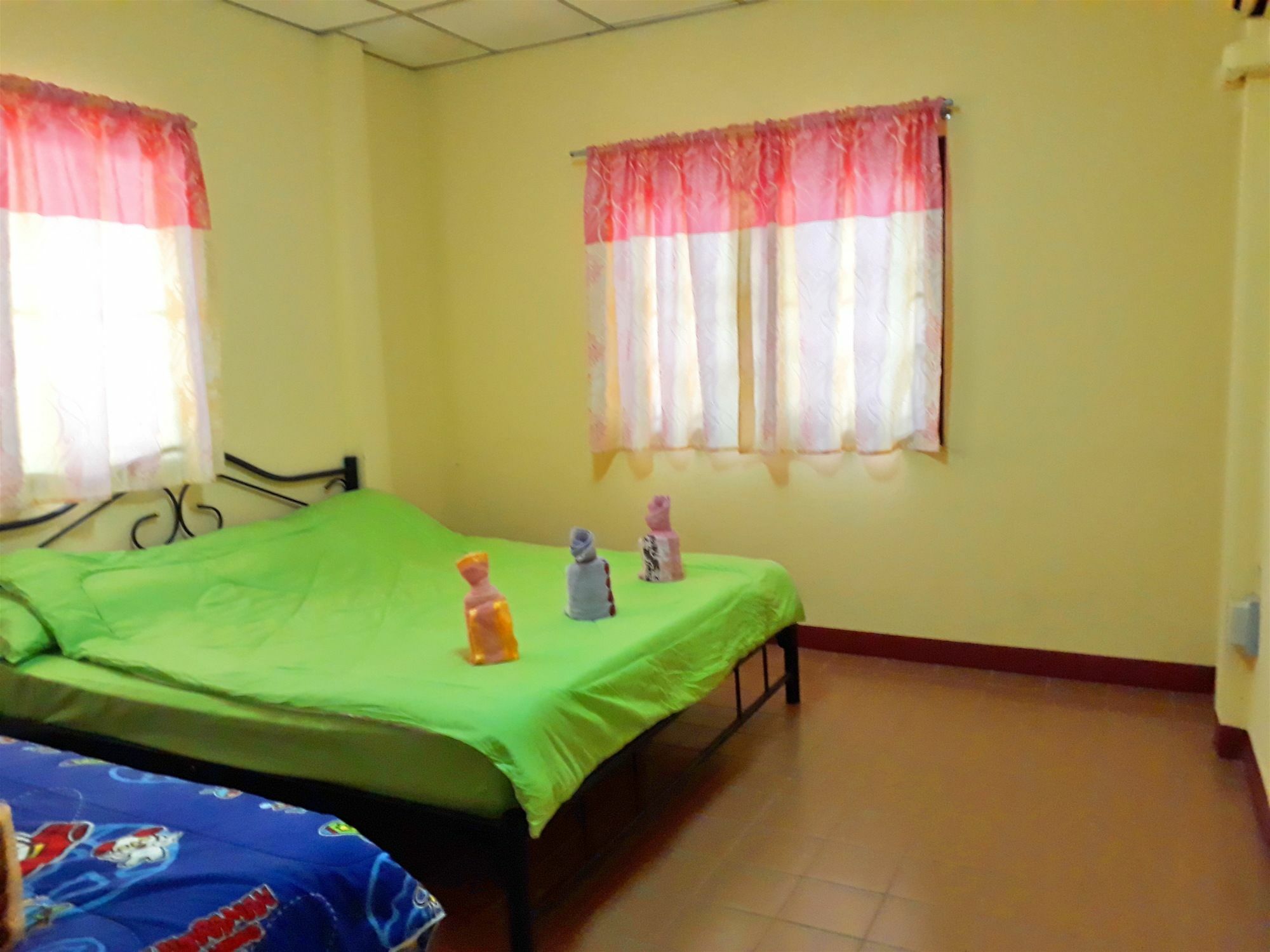 Mae Rampung House Pool Holiday home