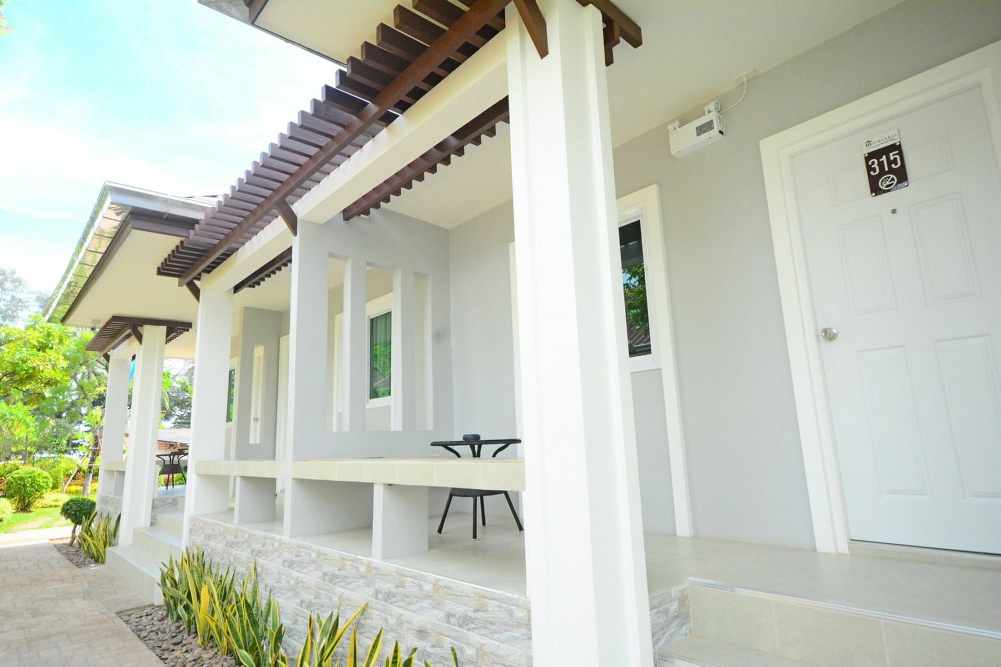 Pimtara Hotel 3*