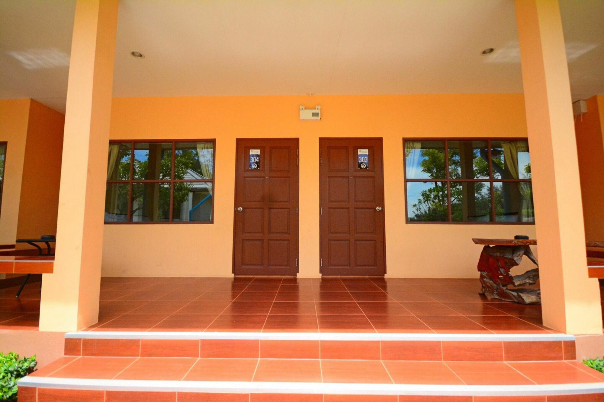 Pimtara 3*