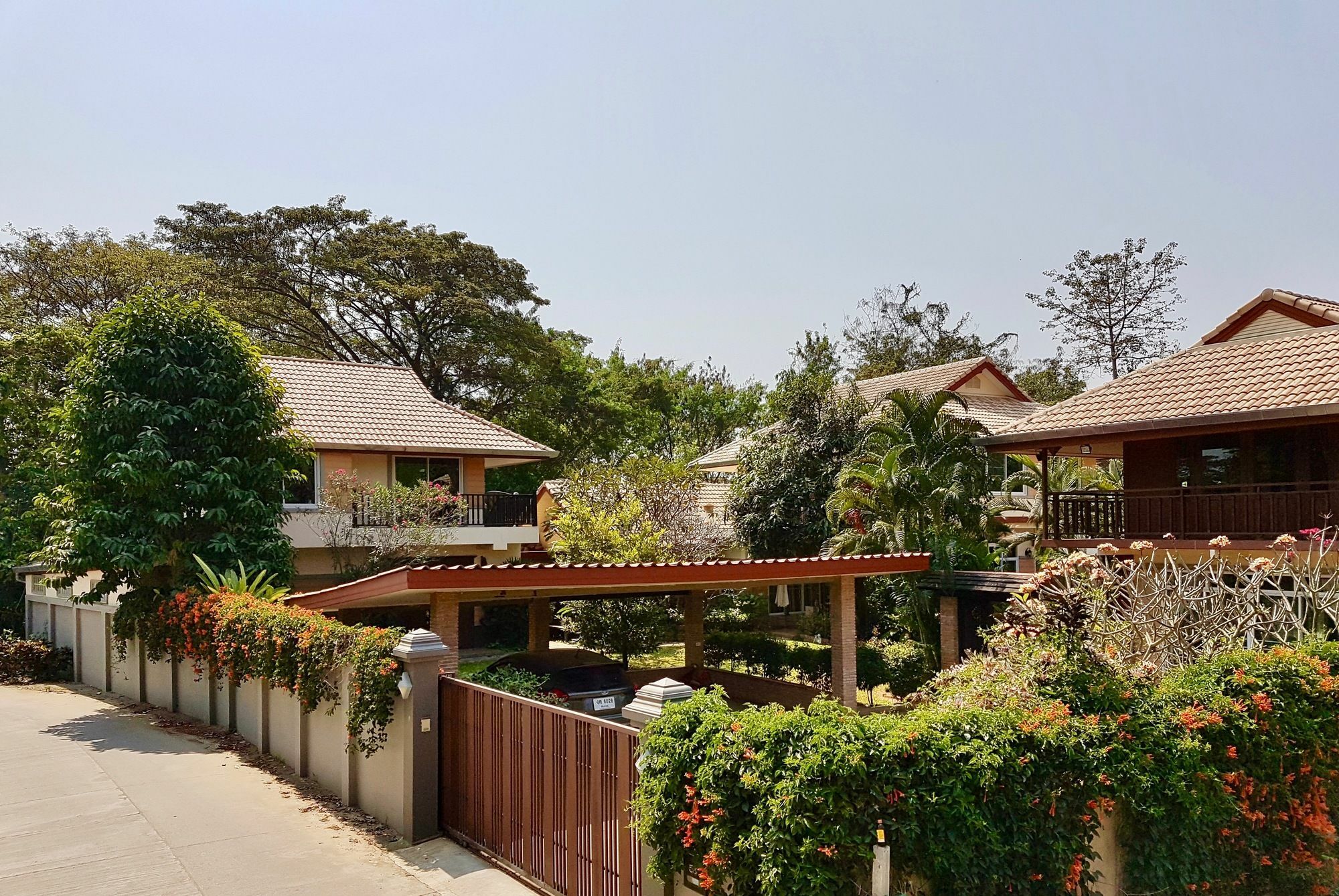 Desire Luxury Apartment San Sai