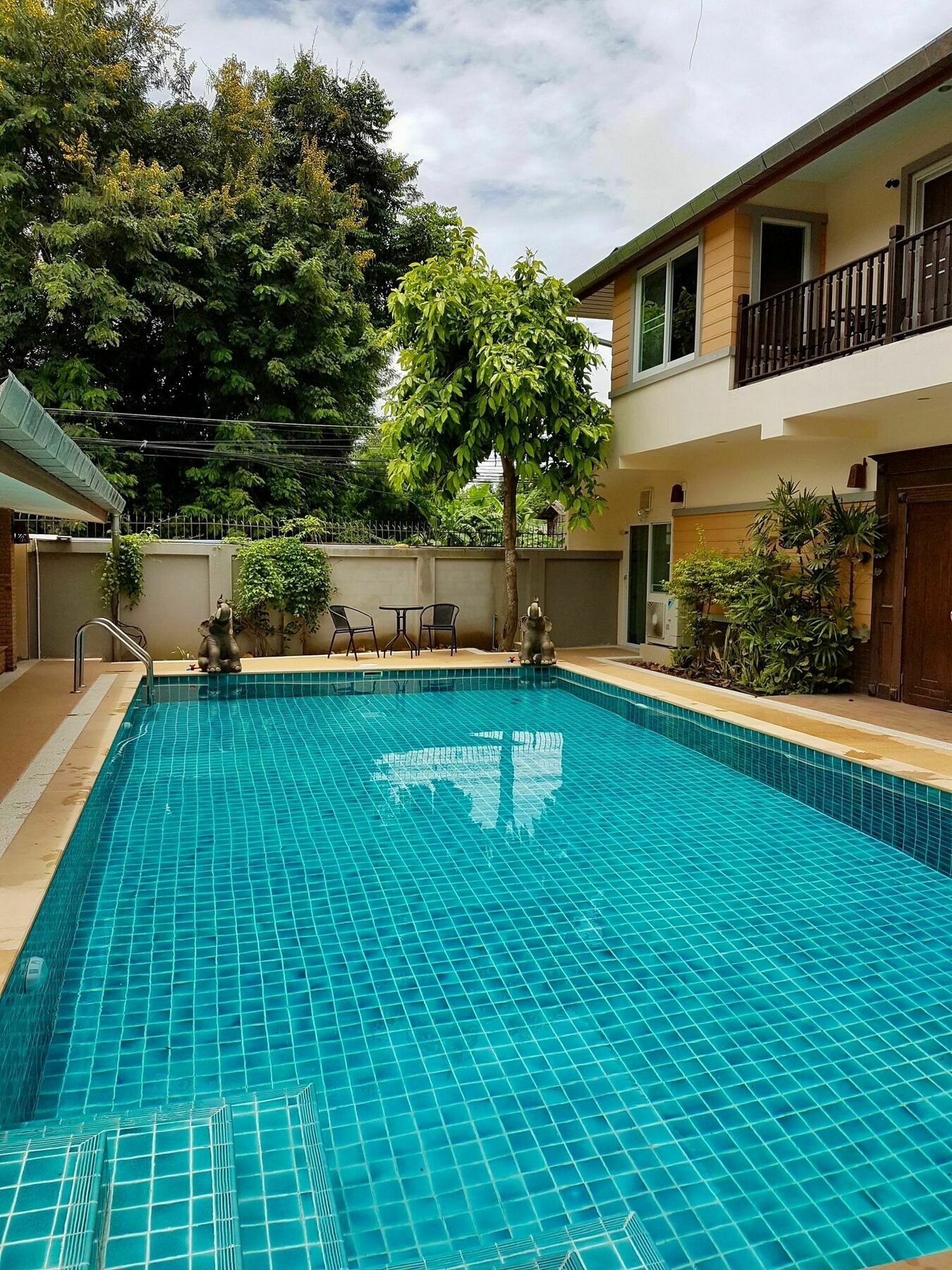 Desire Luxury Apartment San Sai