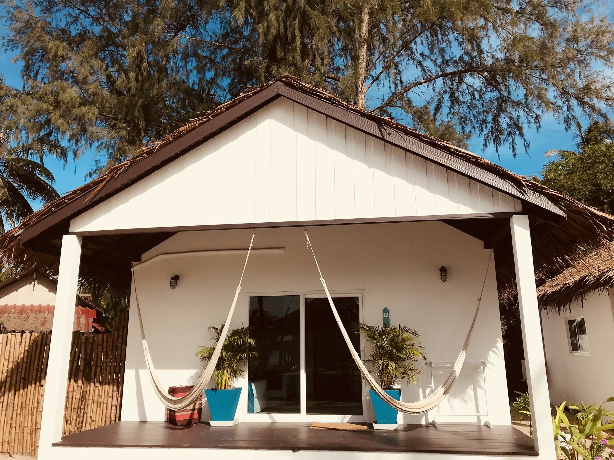 Sarana Resort 2*