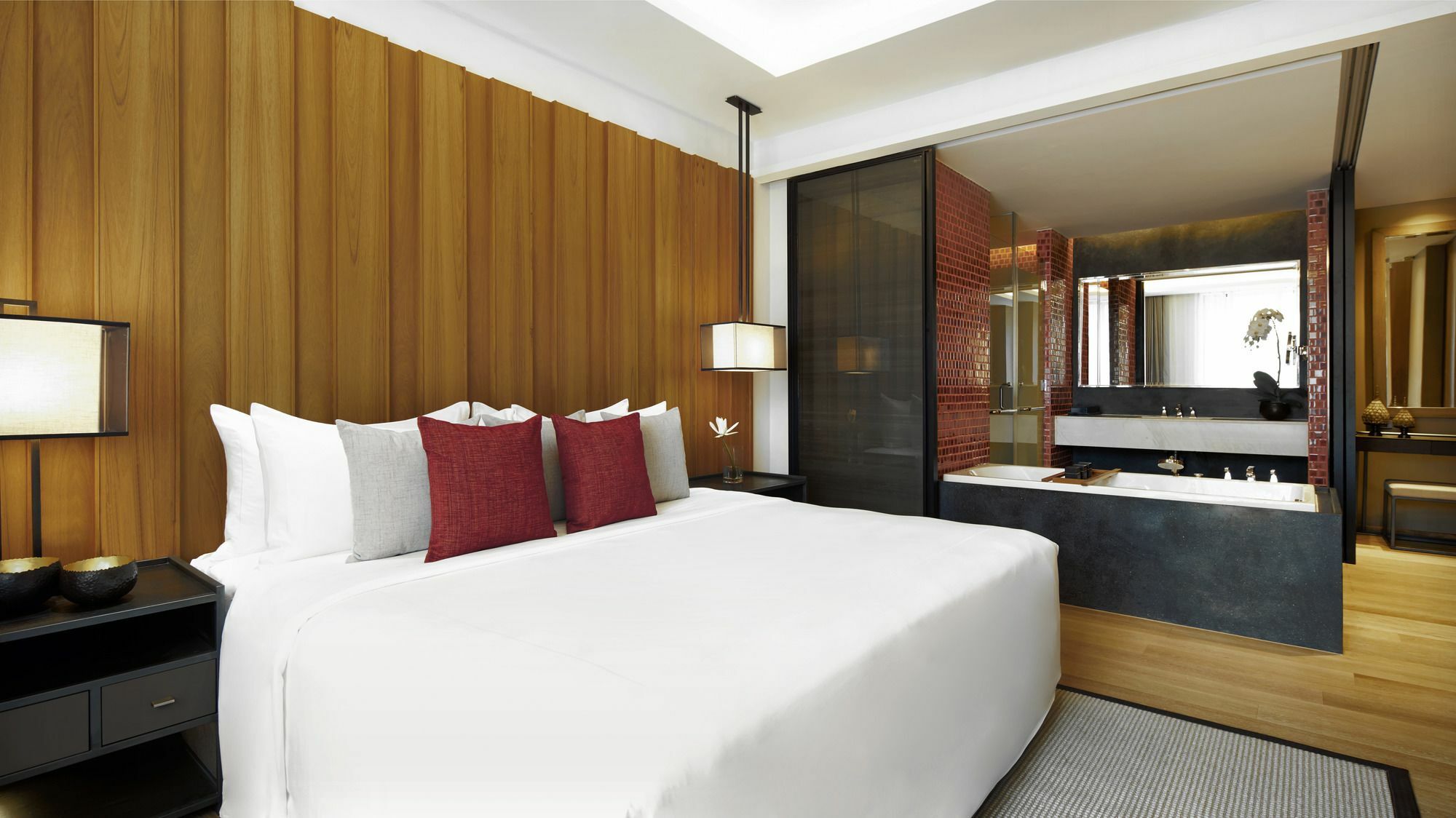 Anantara Serviced Suites Hotel 5*
