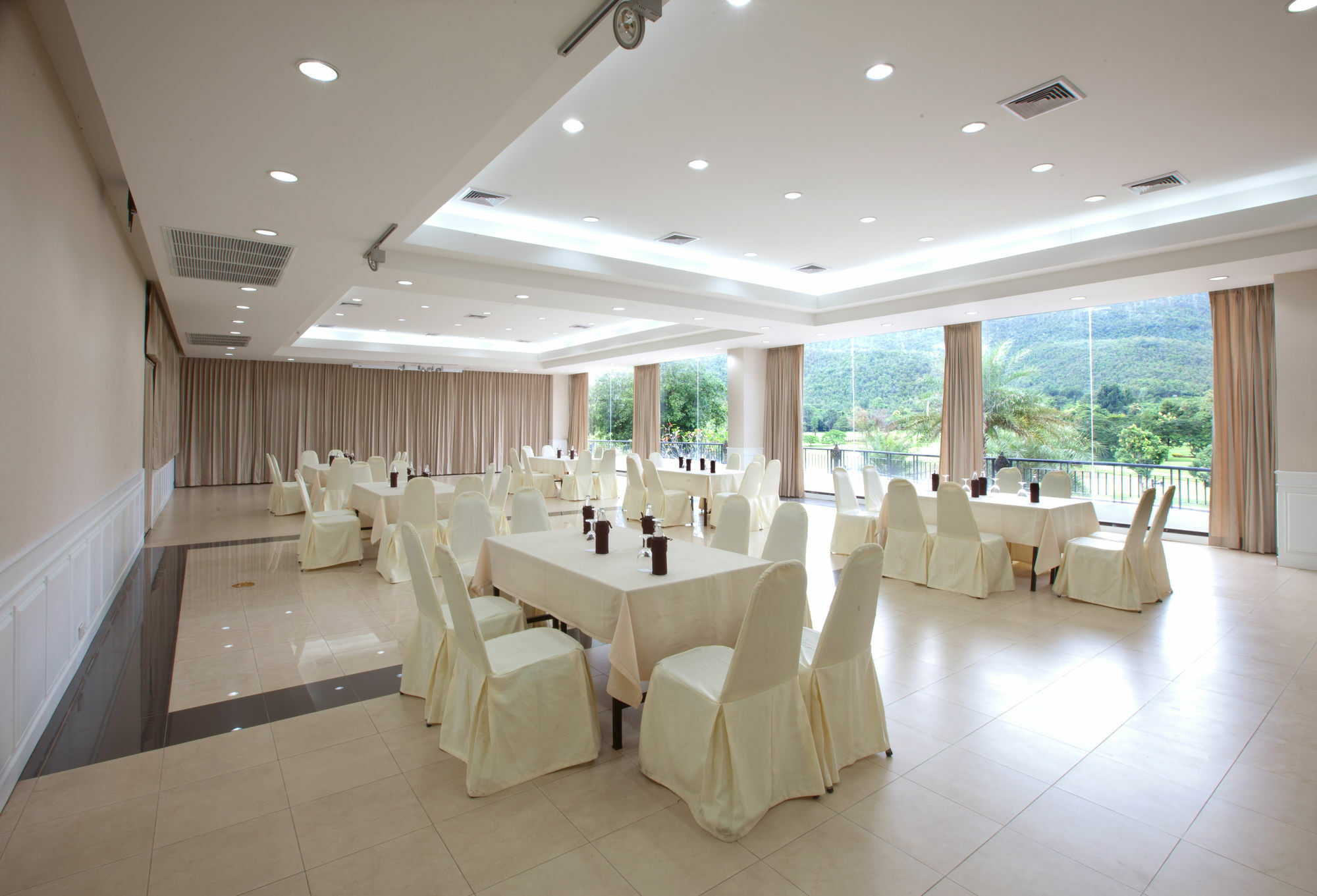Resort Alpine Golf Chiang Mai 3*