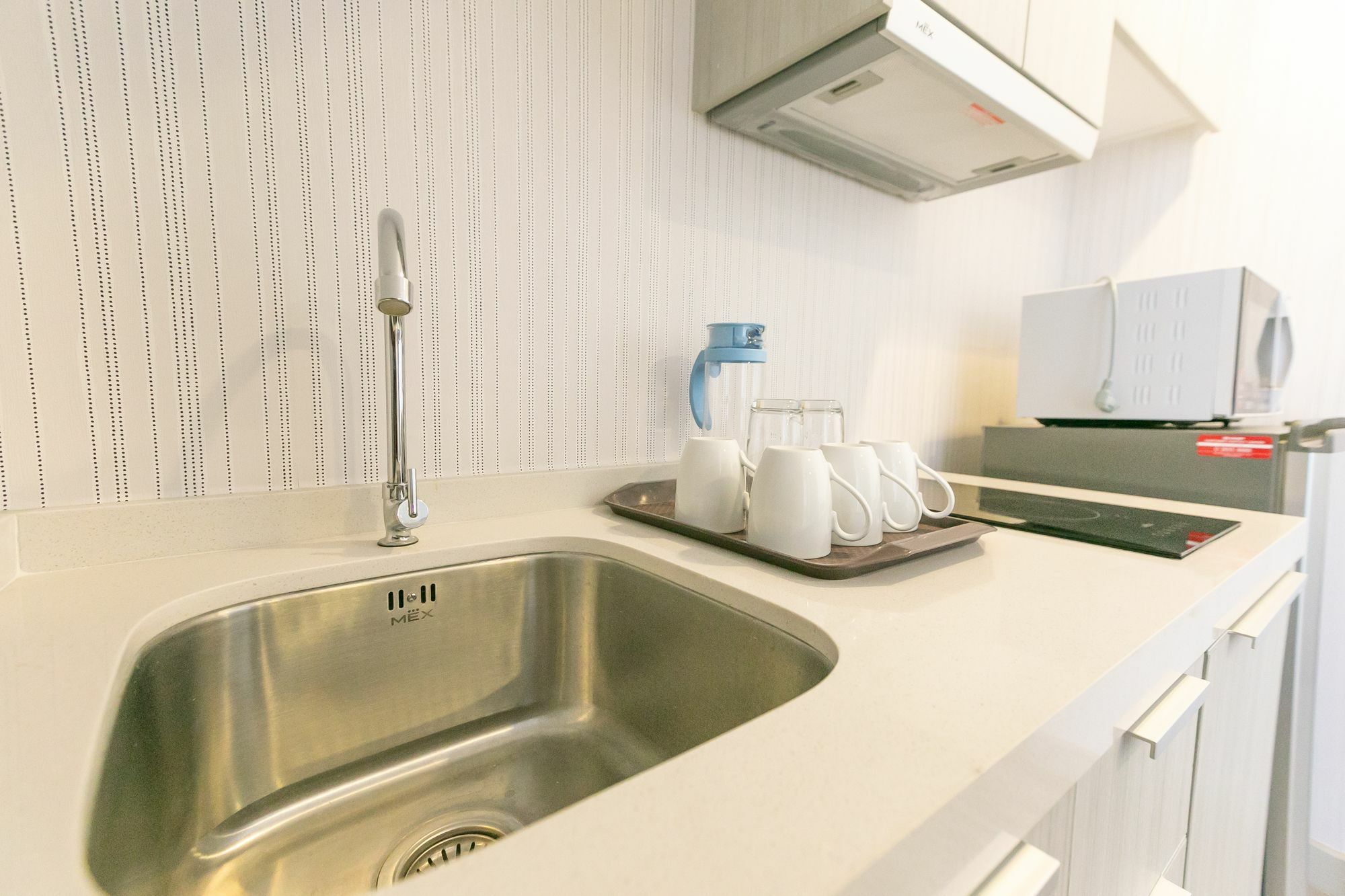 Locals Prio Chiangmai Airport Plaza Apartment