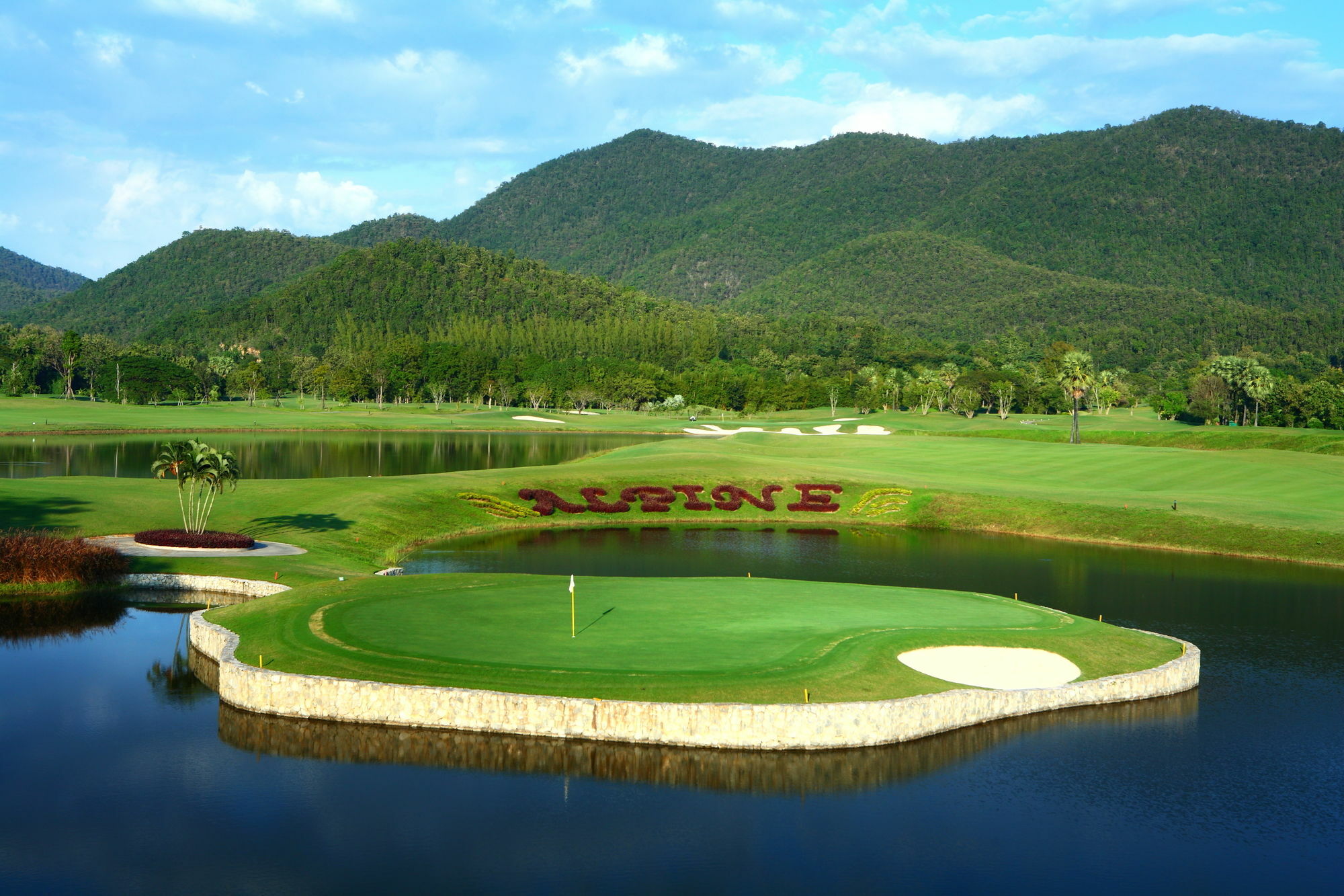 Alpine Golf Chiang Mai