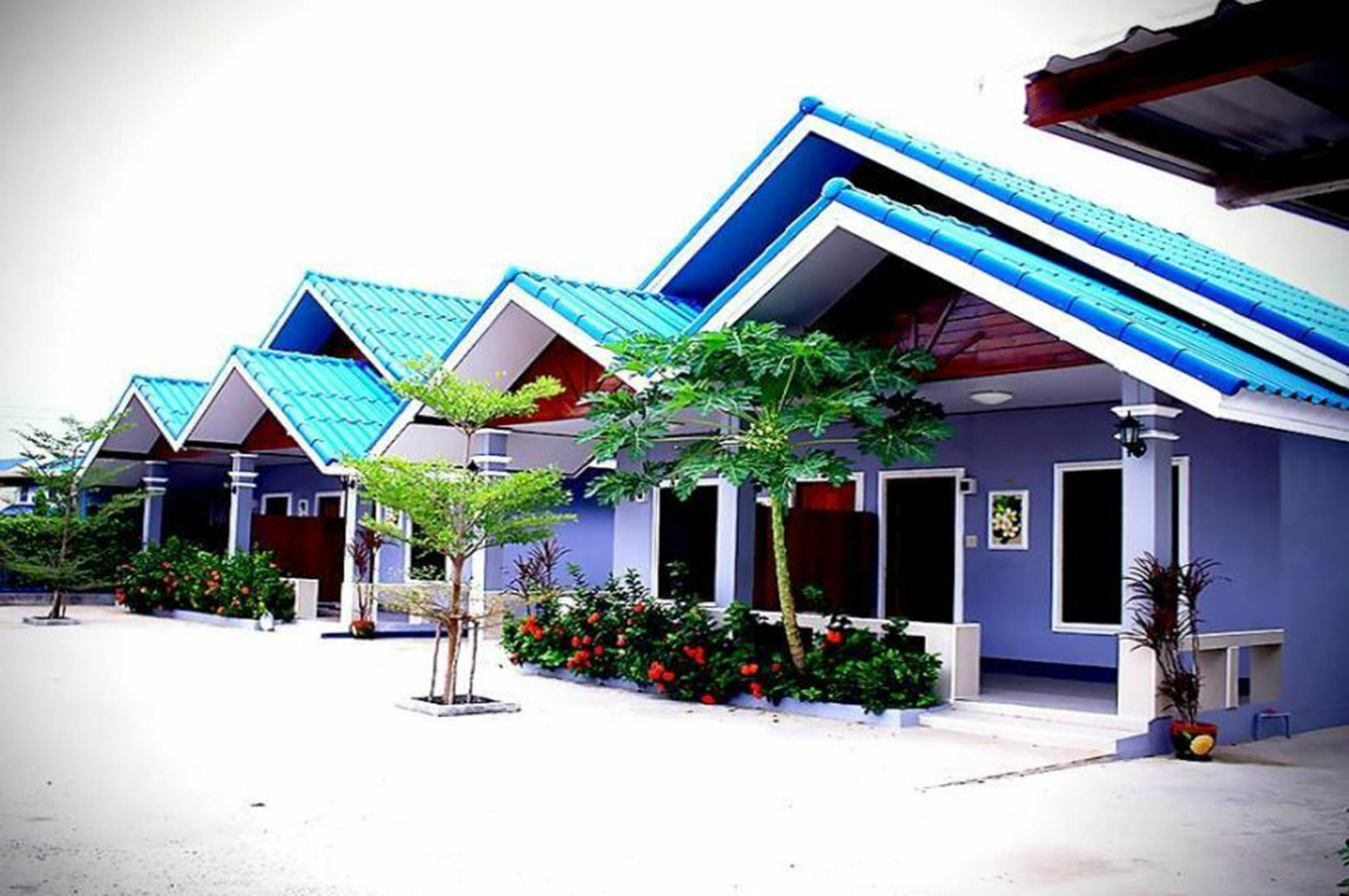 Nichravee Ubon Ratchathani