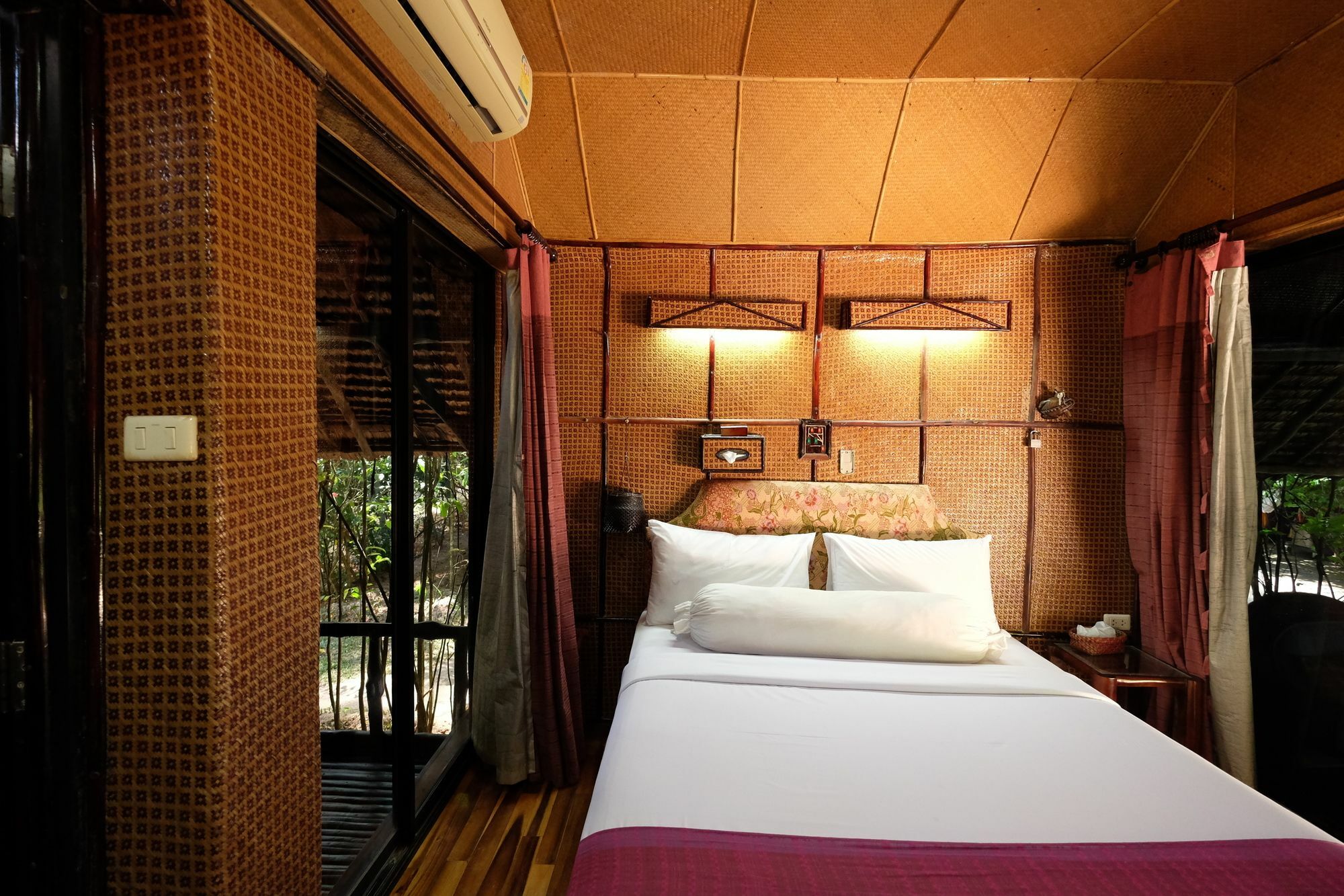 Fisherman's Hut , ขนำชาวเลโฮมสเตย์ Guest house
