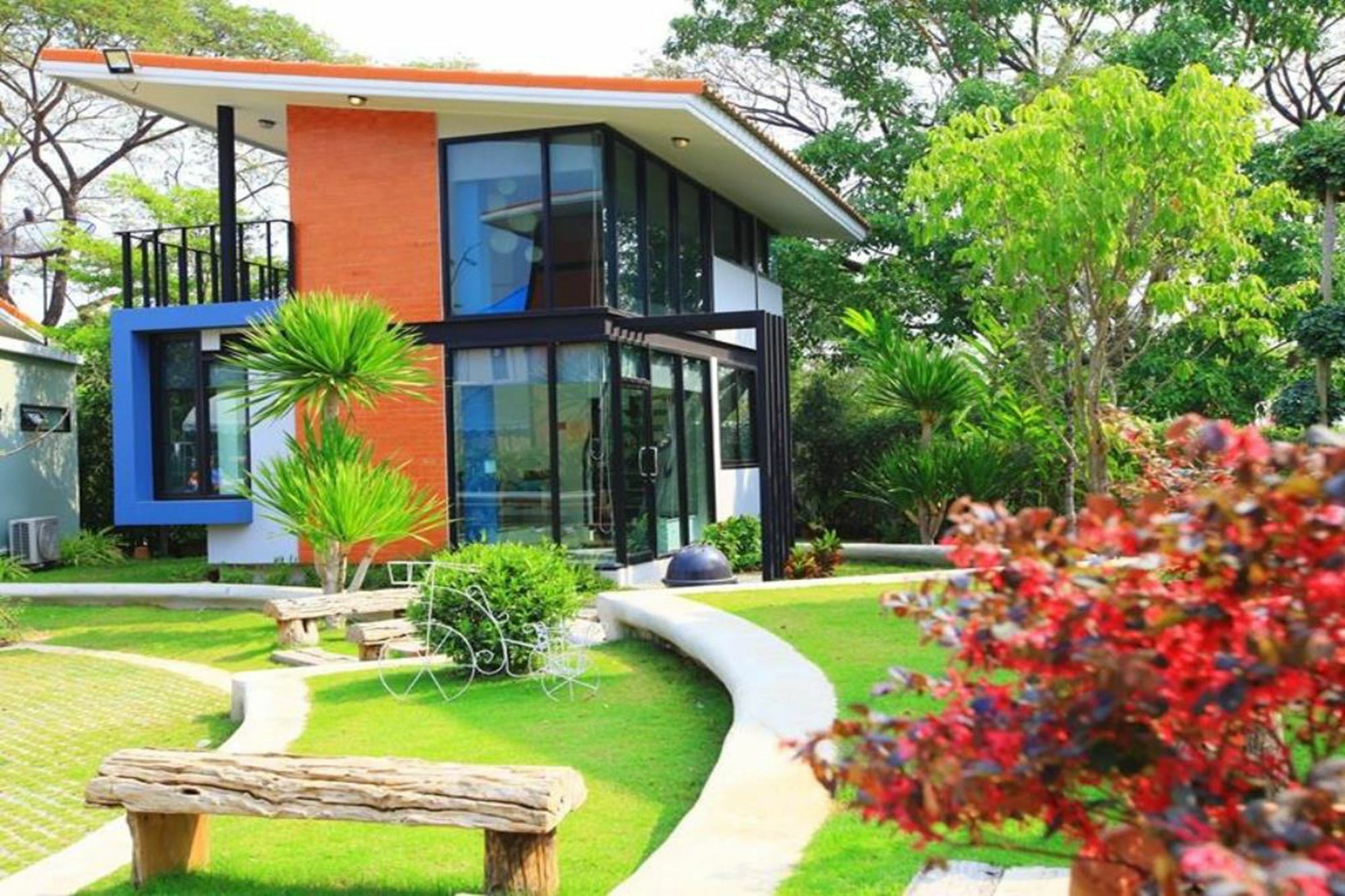 The One House Pakchong Resort Pakchong