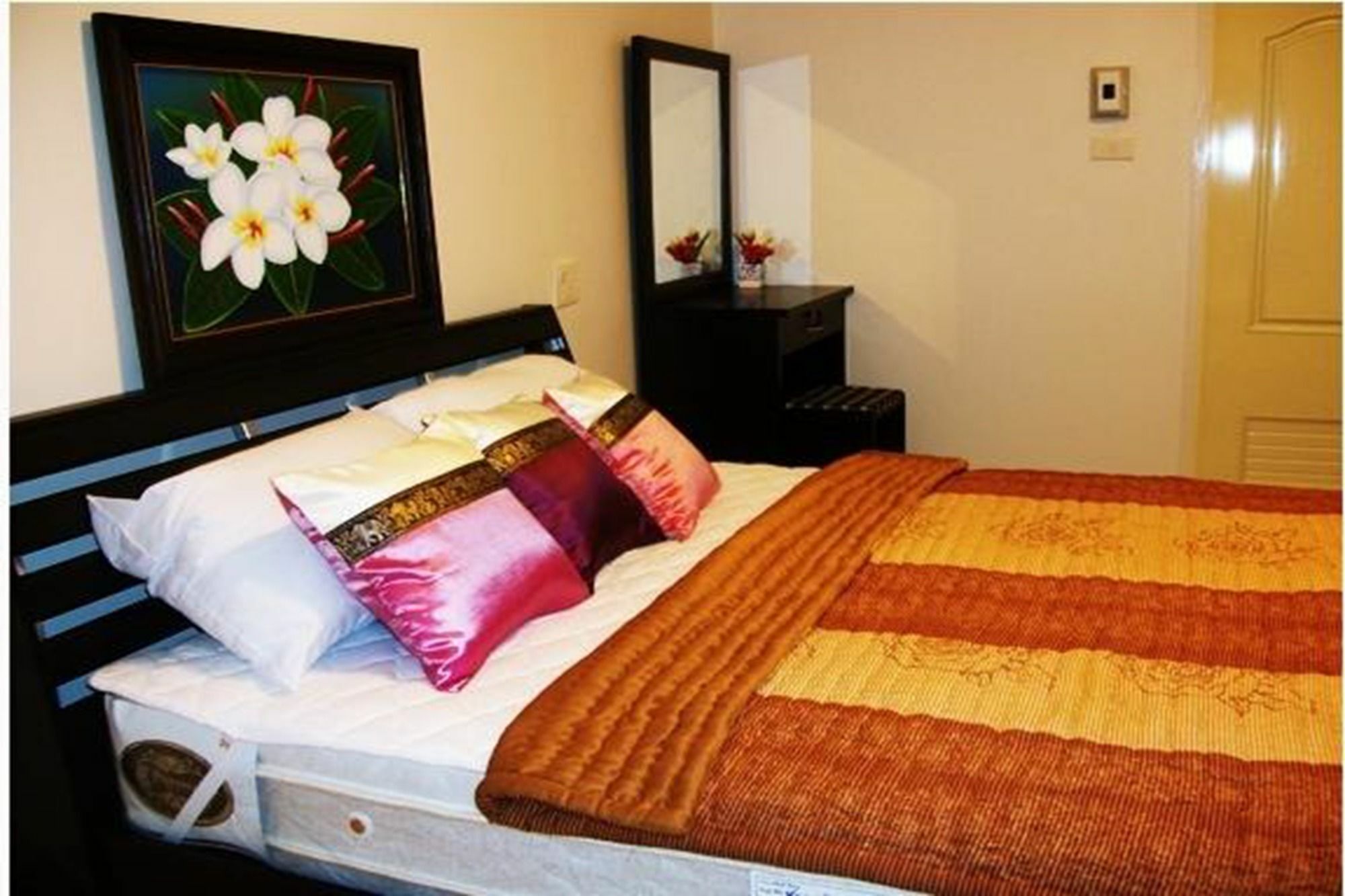 Guest house Thara Place