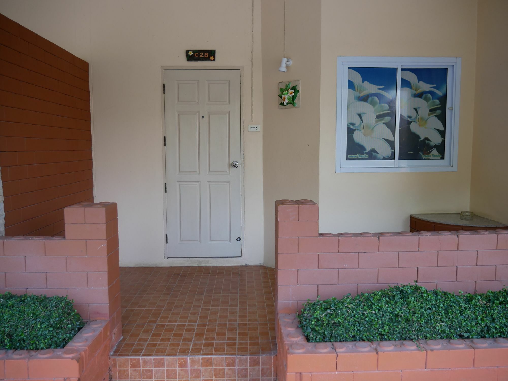 Ploy Economy hotel 2*