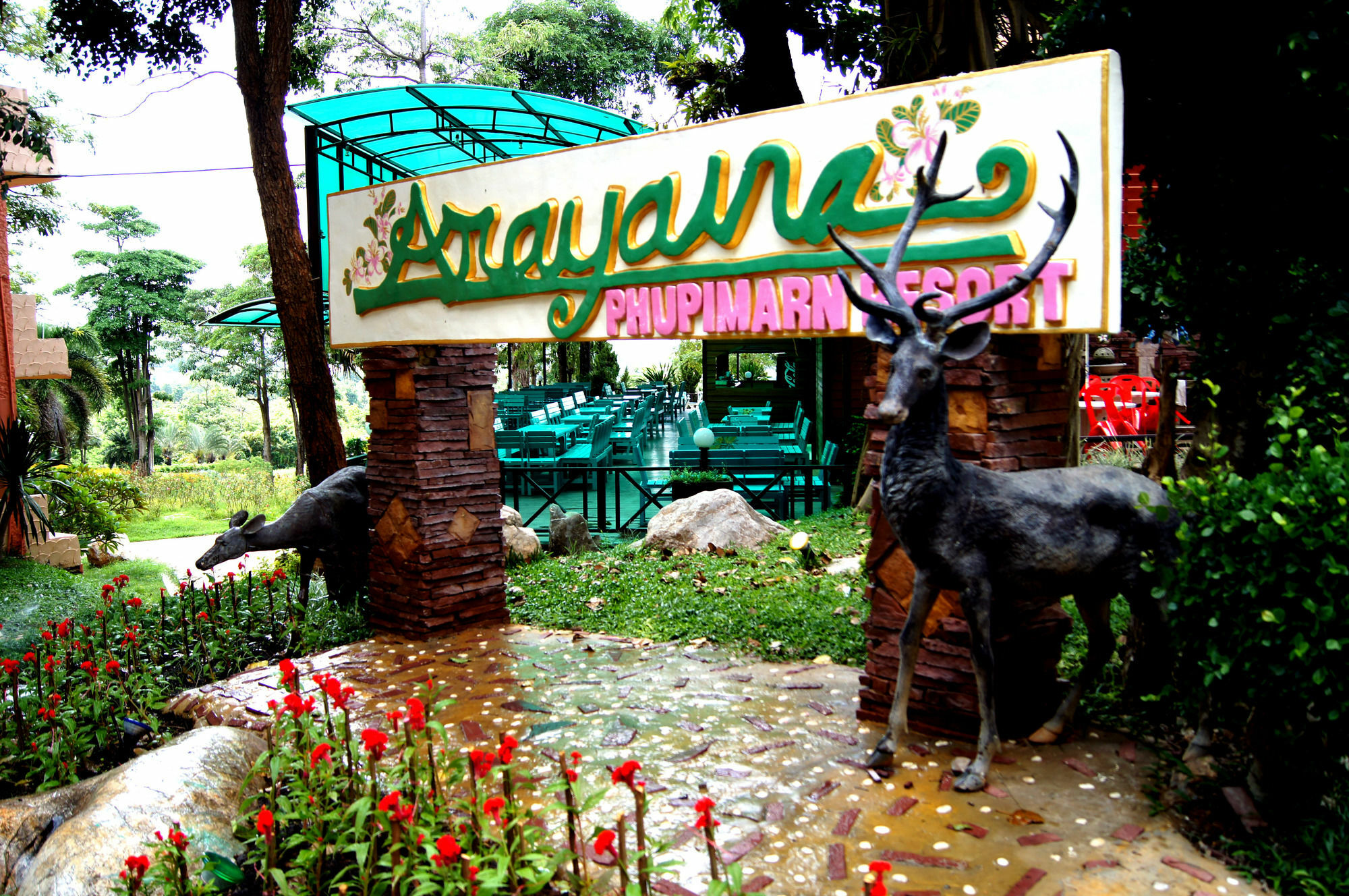 Arayana Phupimarn & Hotel