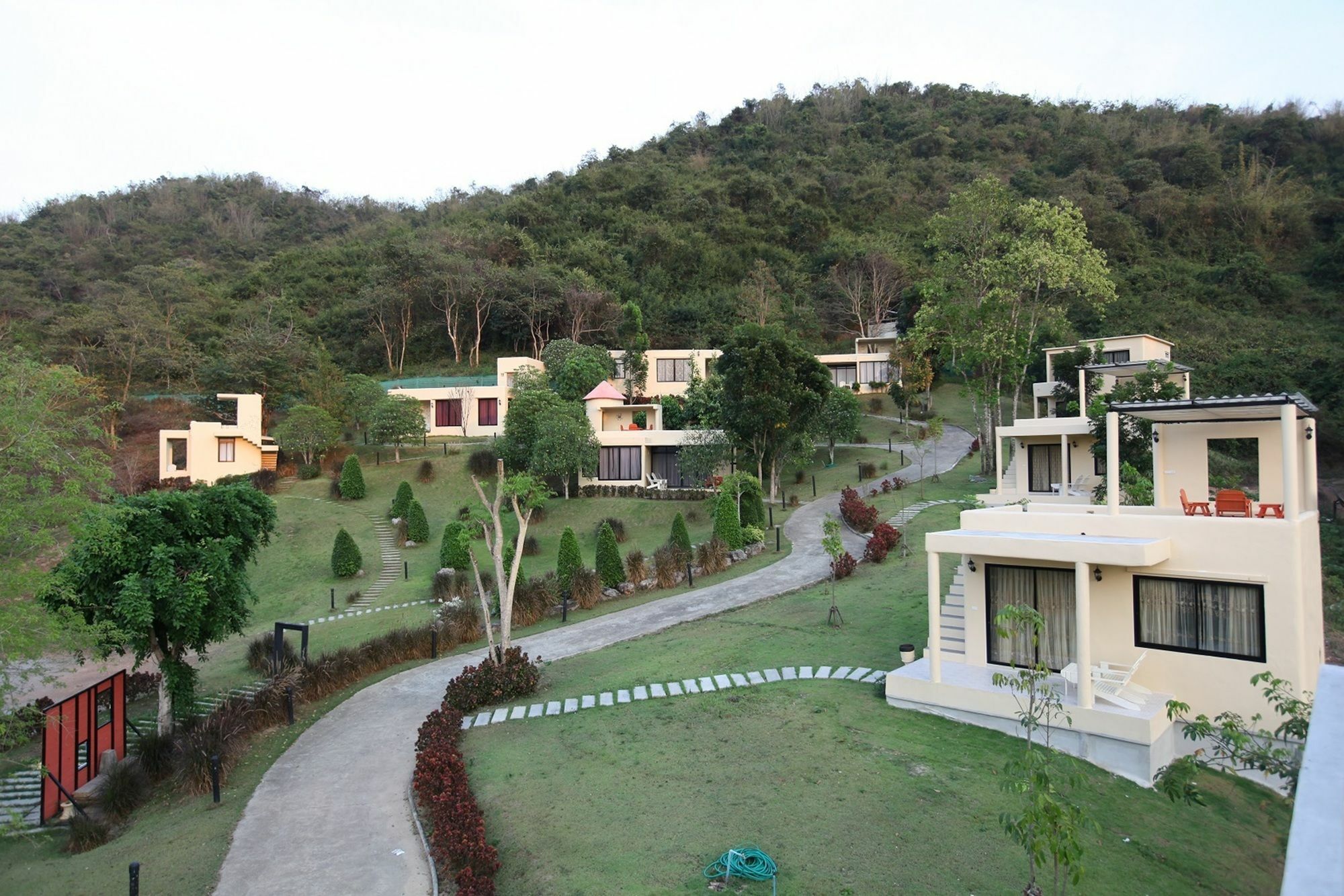 Resort Hi-scene