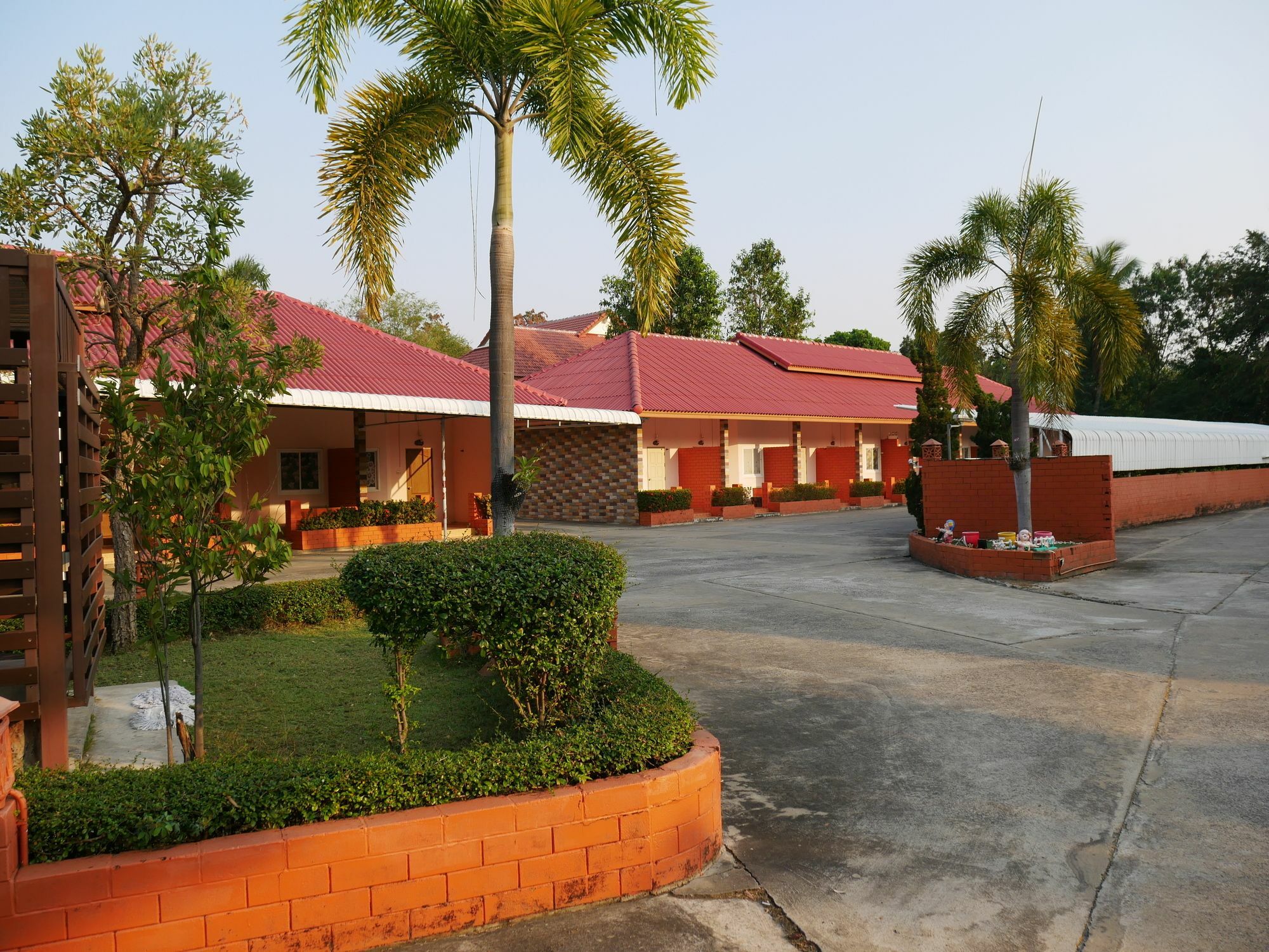 Ploy Economy hotel 2*