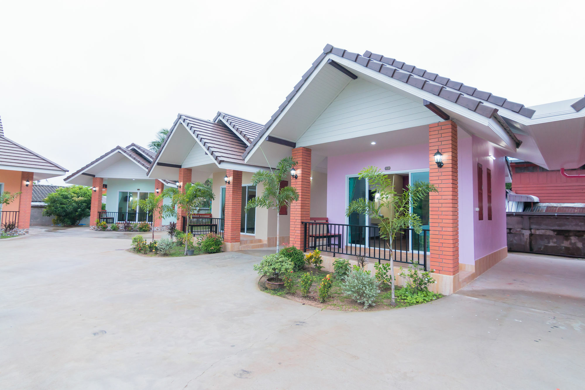 Samrong Garden Hotel