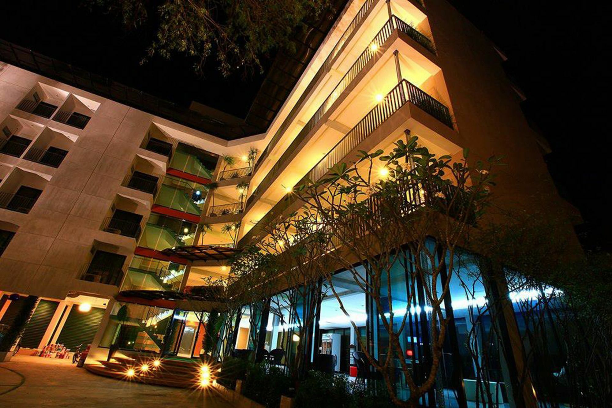 T3 House 3*