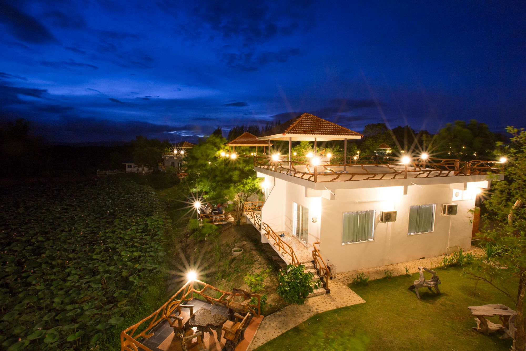 Suanmaihom Hotel 3*