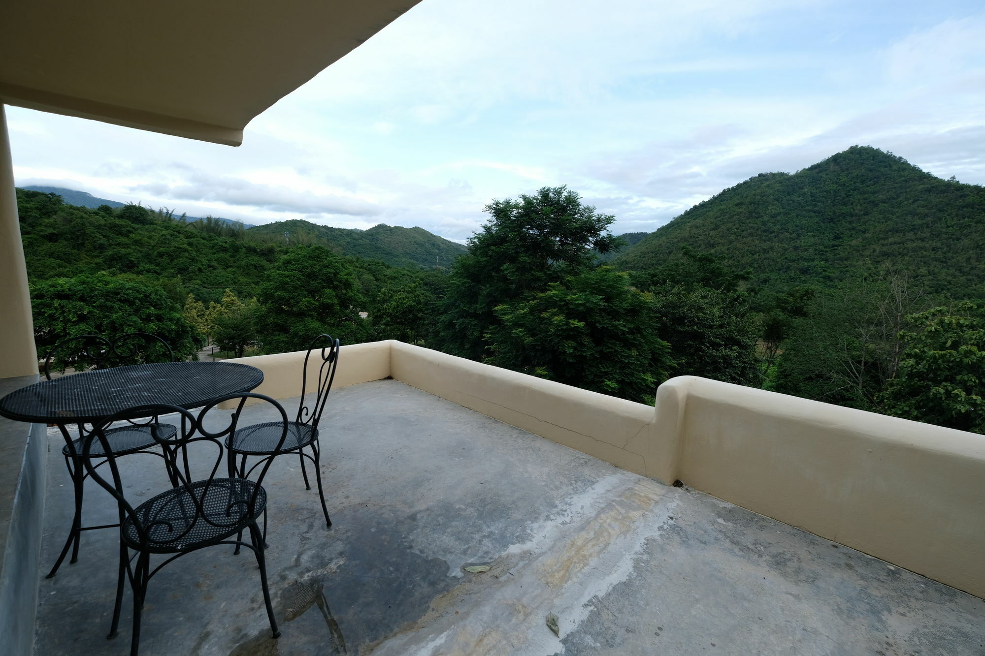Hi-scene Resort