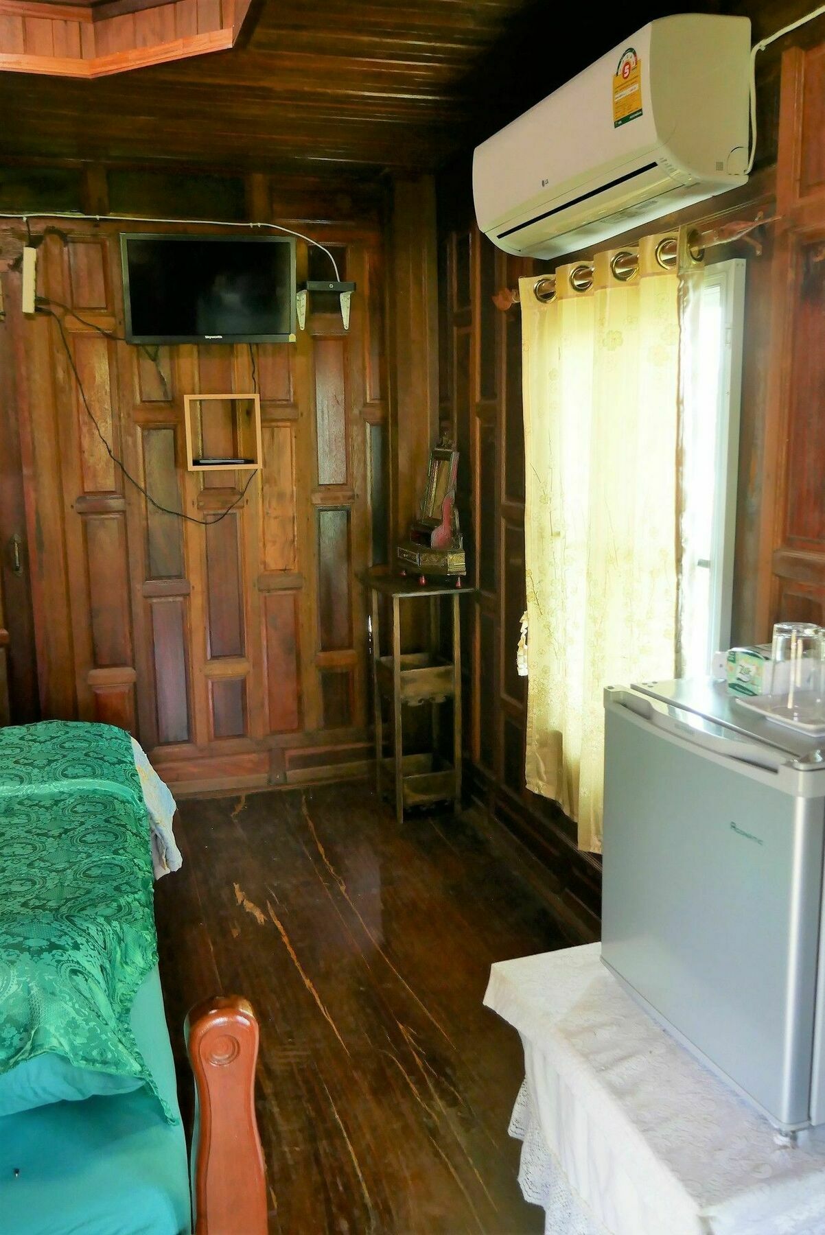 Guest house Baan Pak Phutawan Takat Ngao