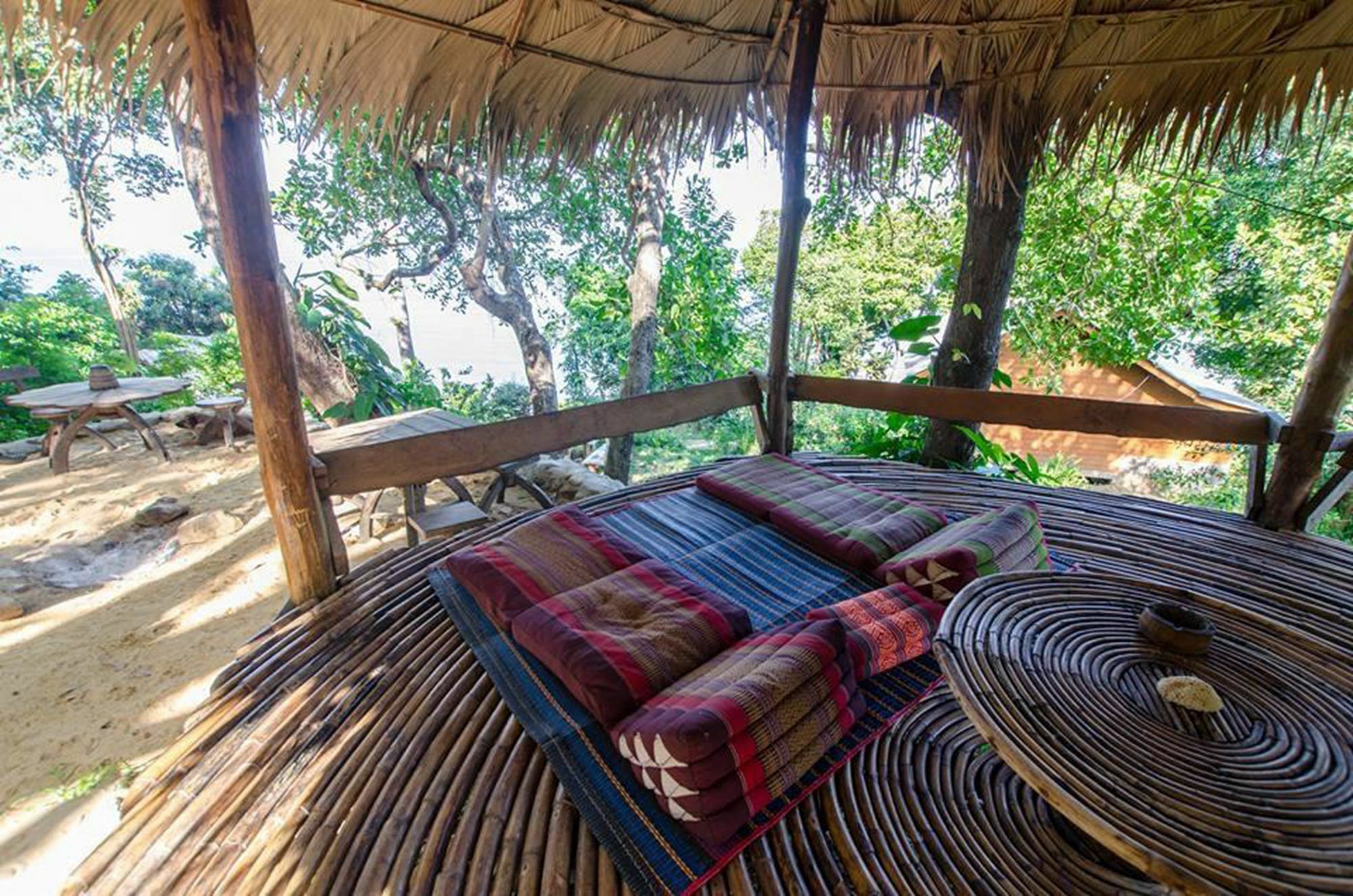 Rattana Guest house 2*