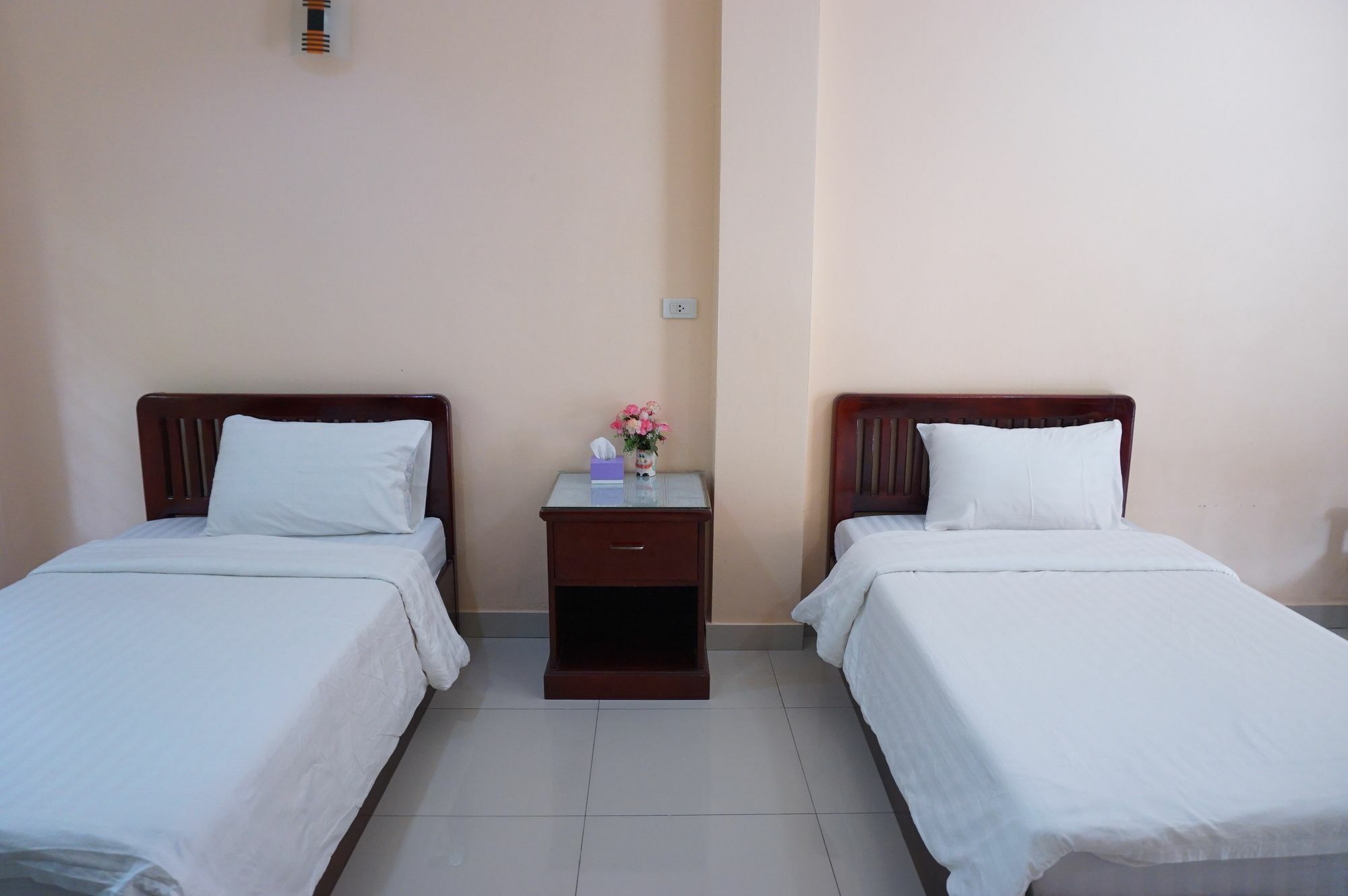 Jirasin & Aparthotel