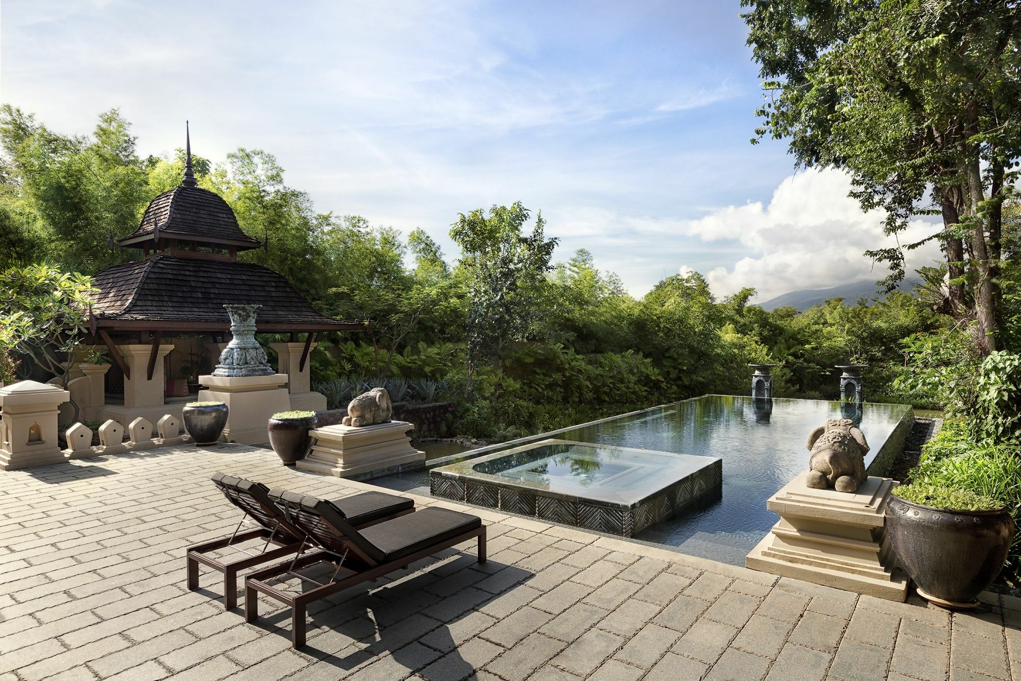 Four Seasons Chiang Mai Resort 5*
