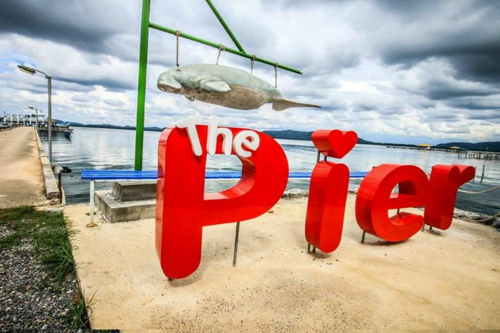 Hotel The Pier Boutique Tha Mai