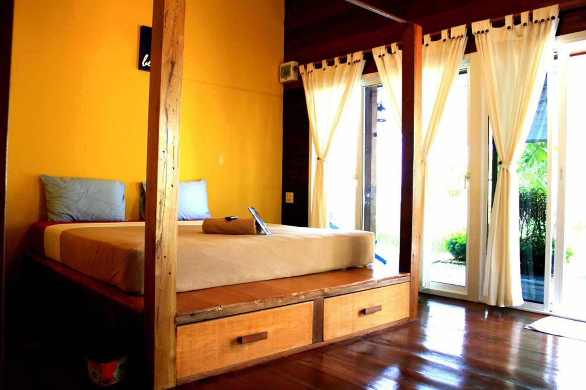 The Pier Boutique Hotel 3*