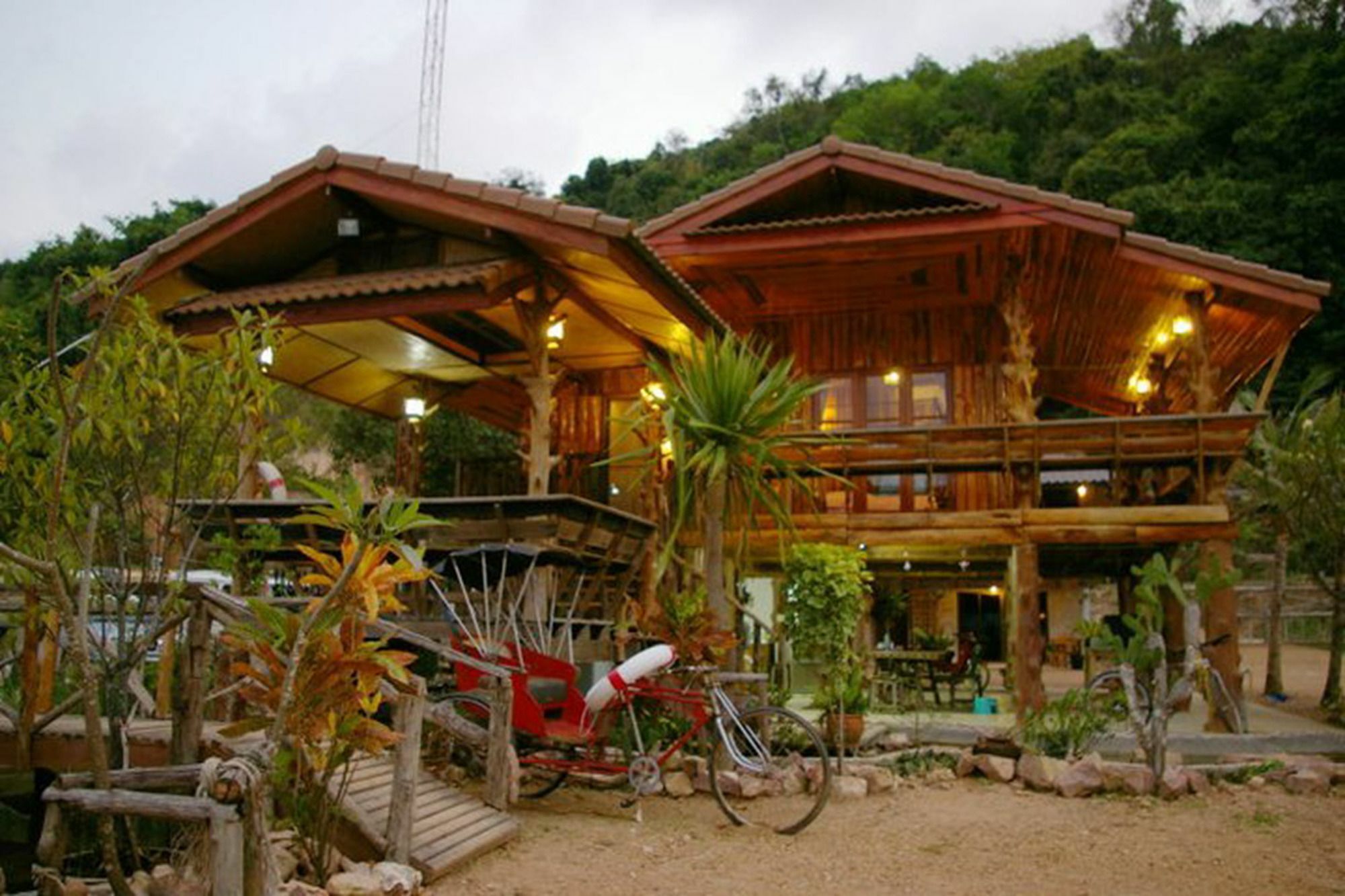 Hotel The Pier Boutique 3*