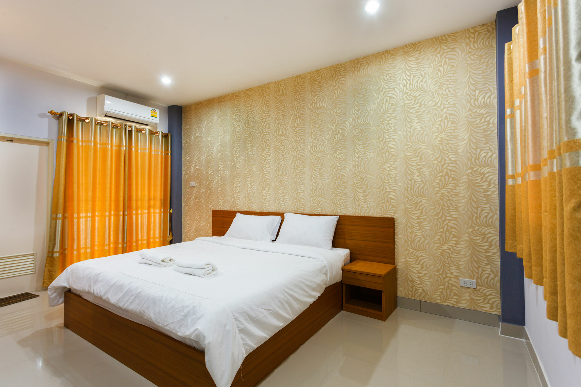 Park Hotel Warin Chamrap