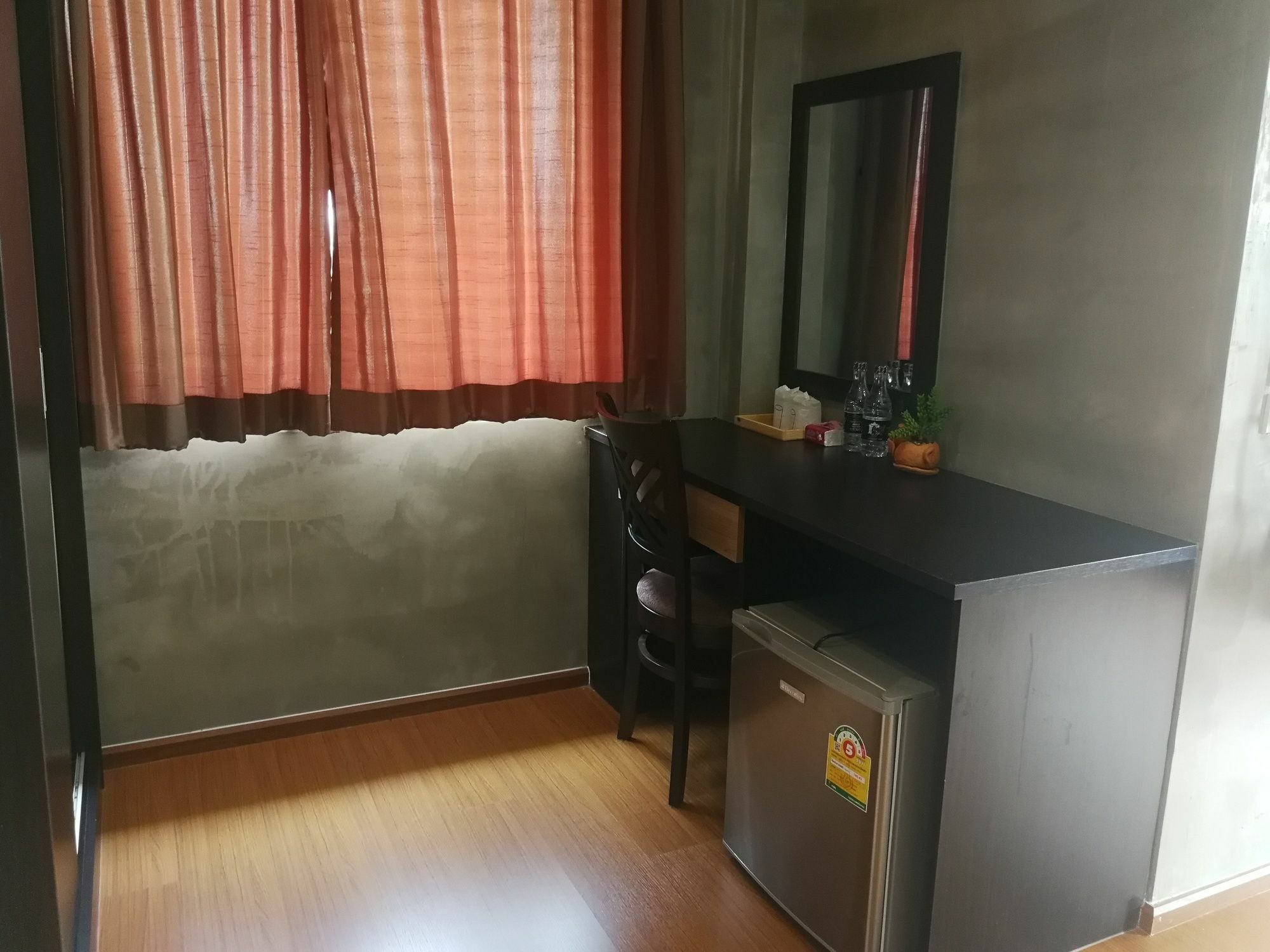 Hotel Narai Iyara Ban Sa Maklua