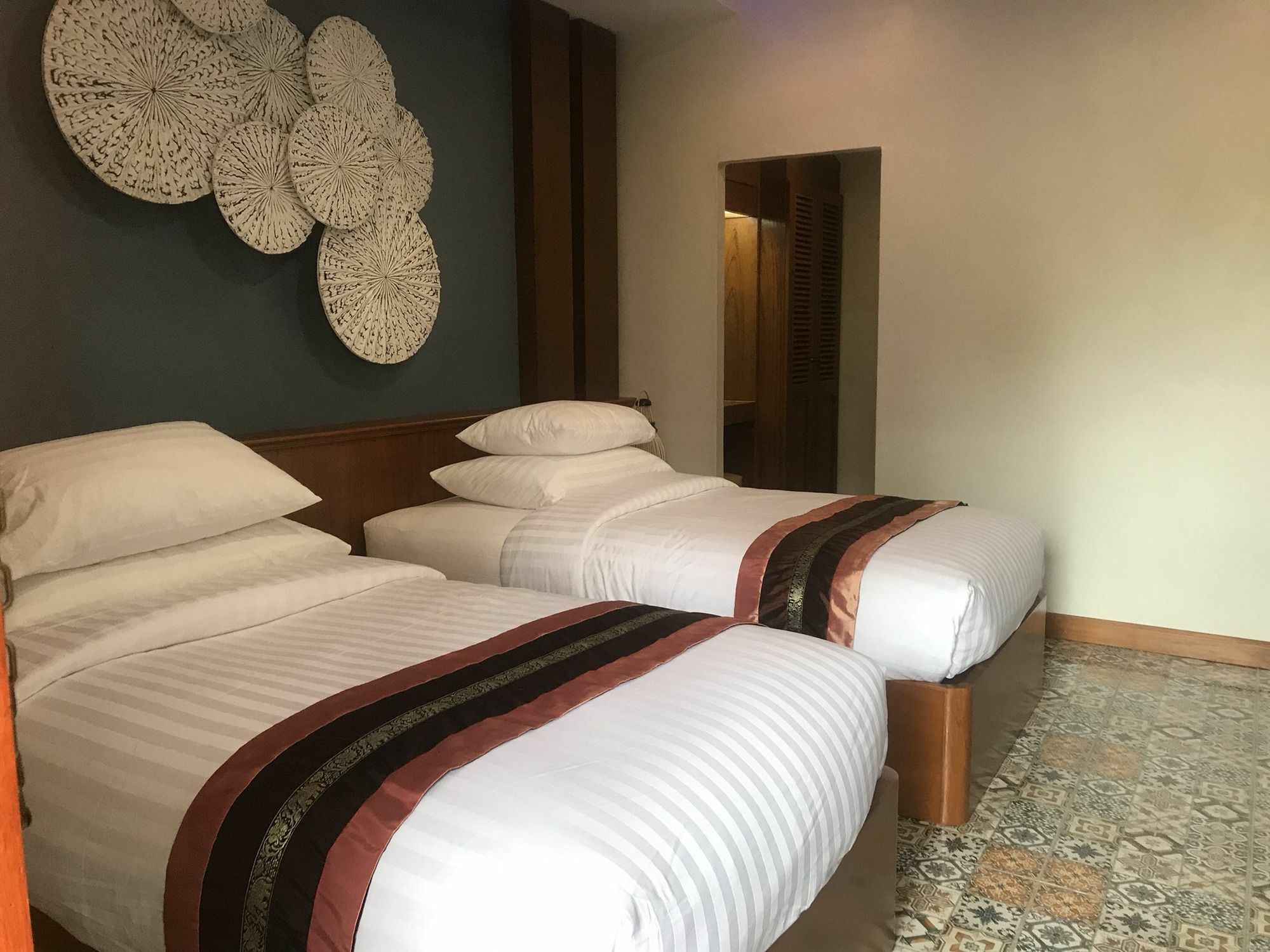 Resort Doithinnan 3*
