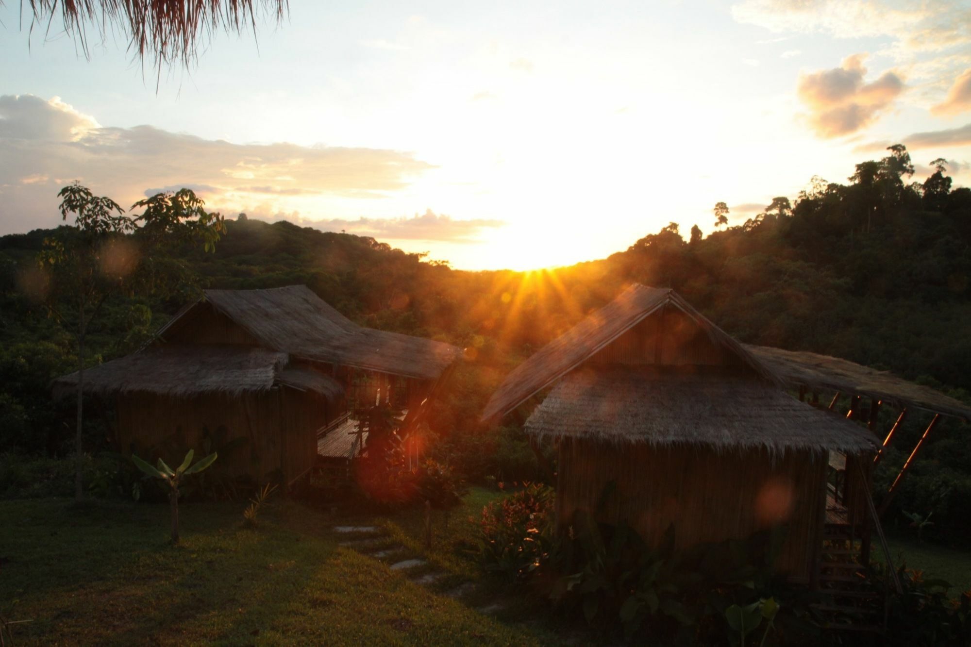 Phuree Hut Lodge