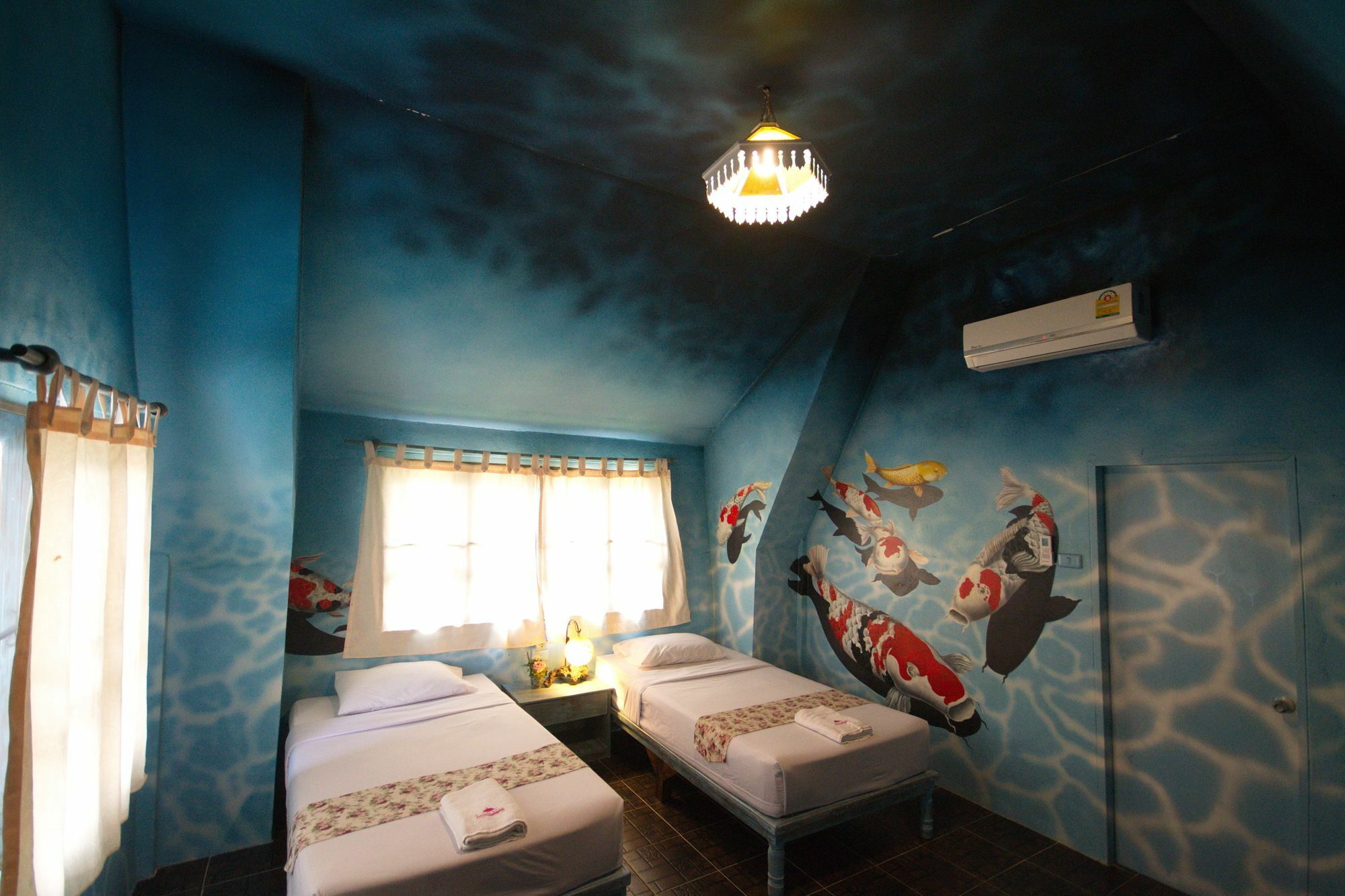 Touch Star - Doi Inthanon Resort Chom Thong