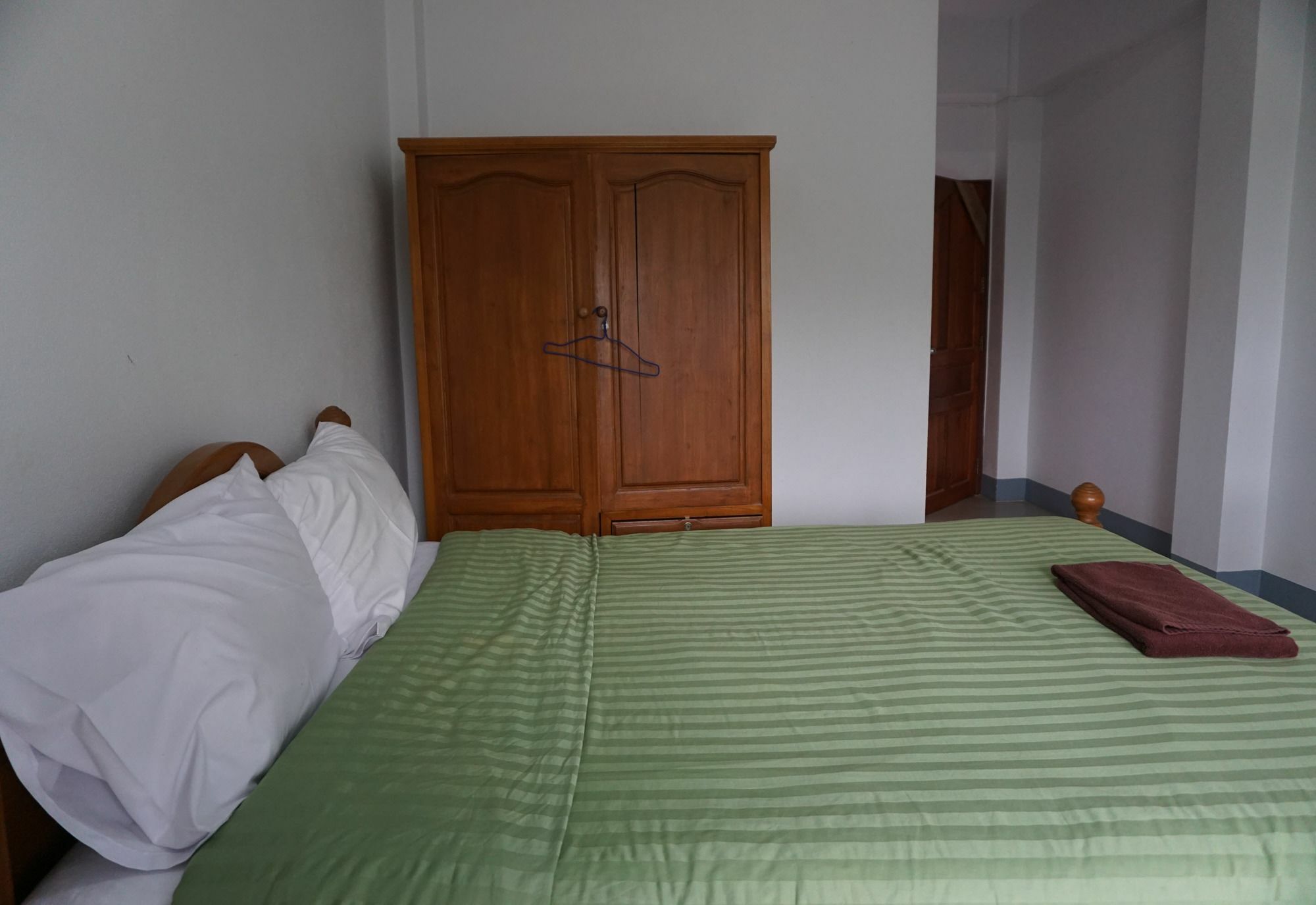 Guest house Kasarin Court